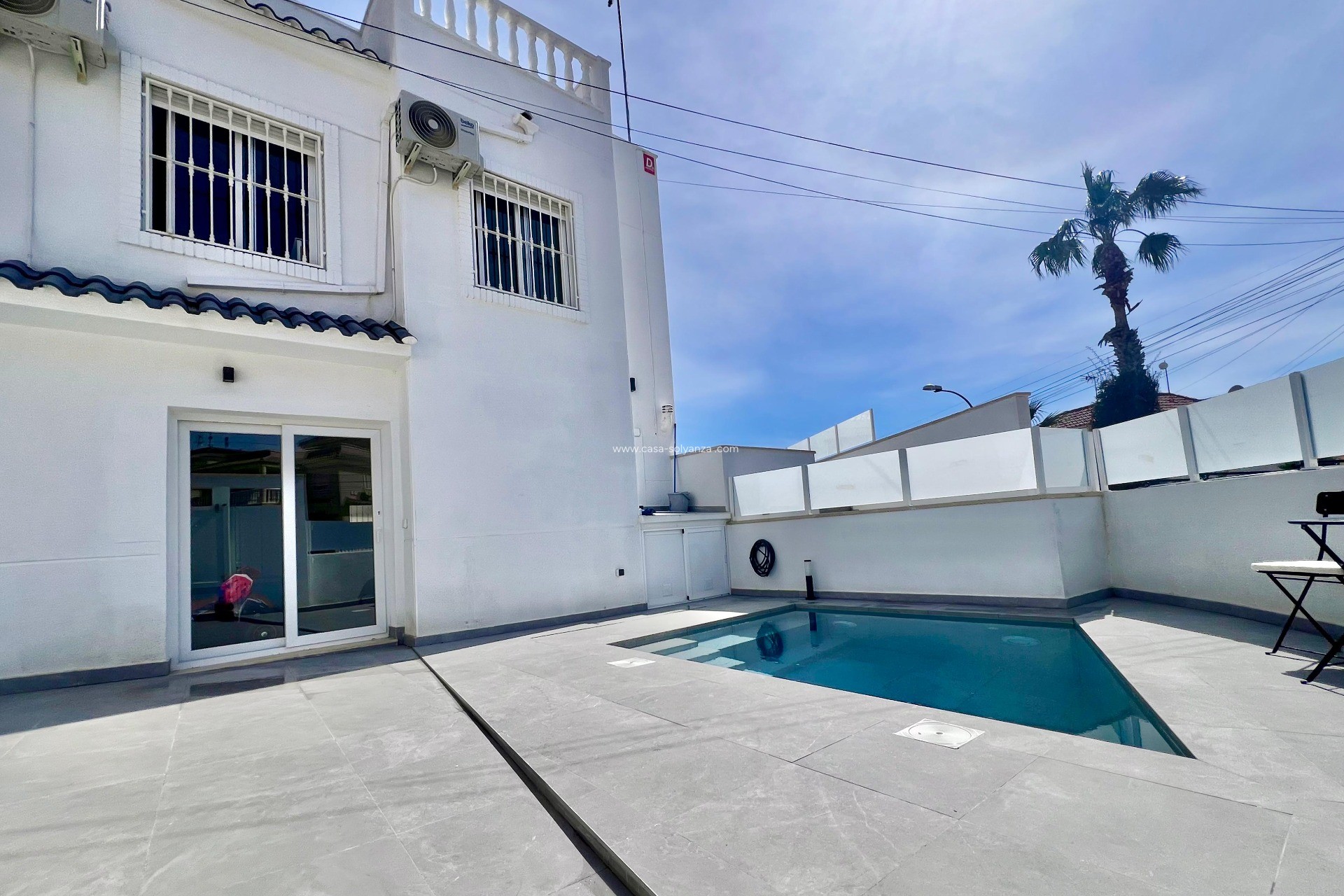 Reventa - Villa - San Miguel de Salinas - Las filipinas