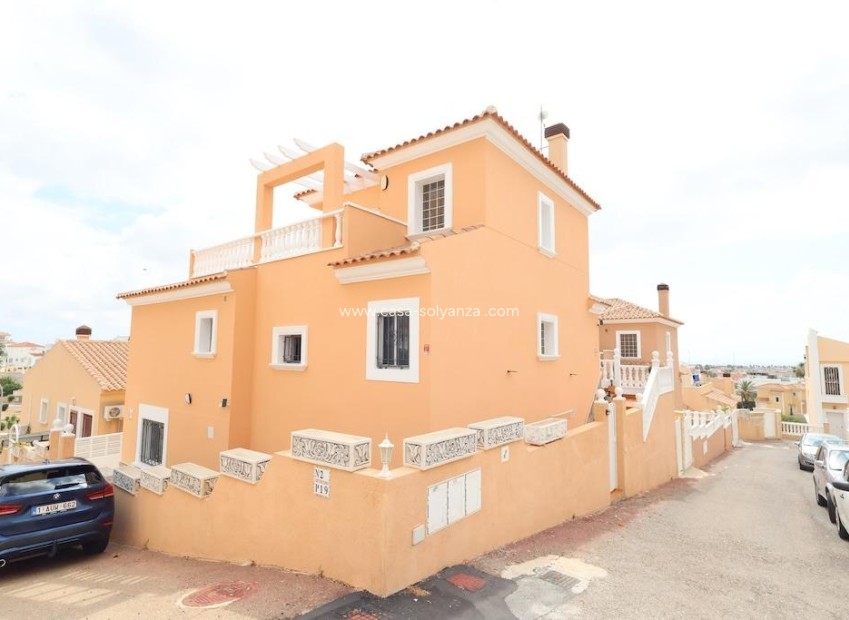 Reventa - Villa - San Miguel de Salinas - Las Filipinas