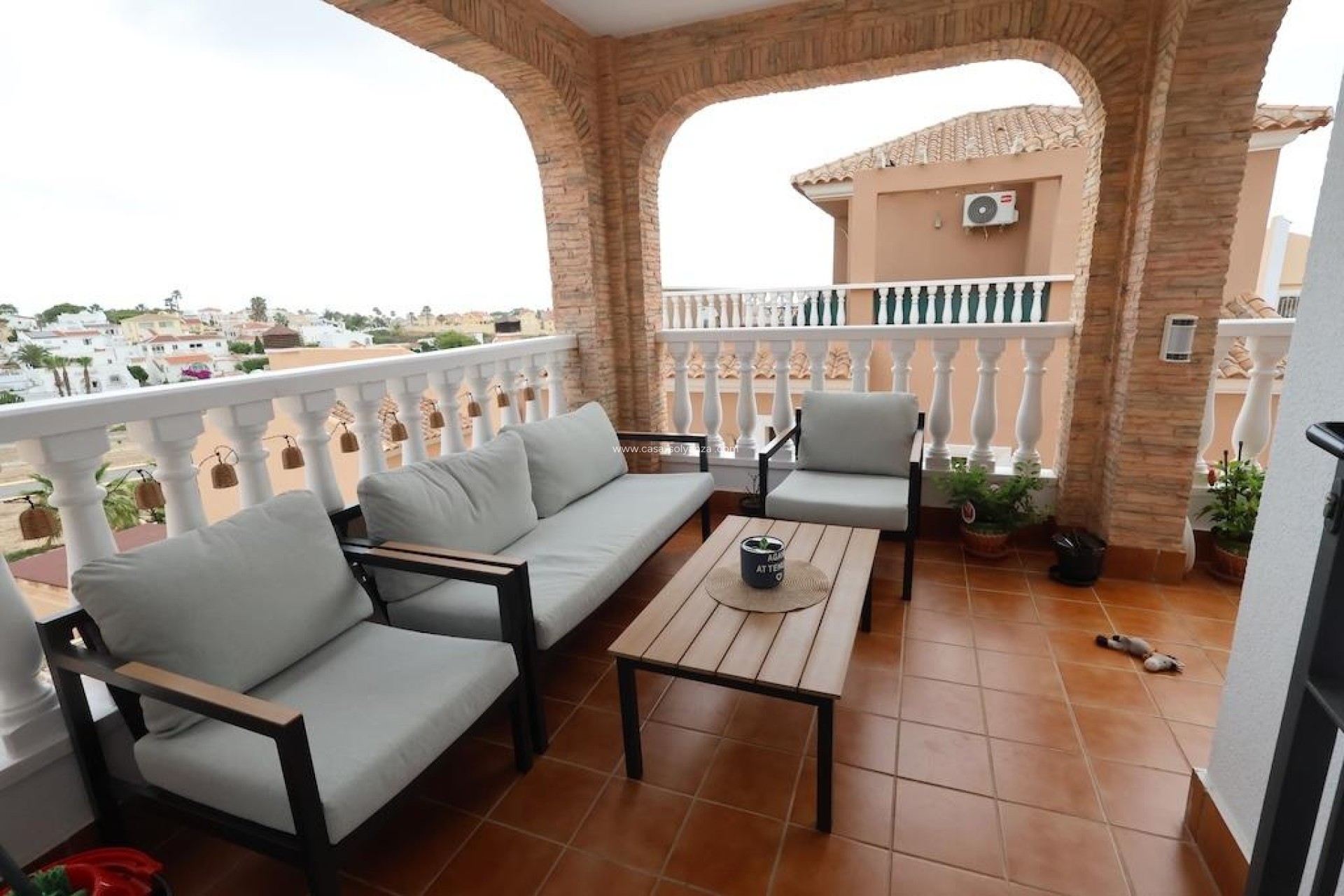 Reventa - Villa - San Miguel de Salinas - Las Filipinas