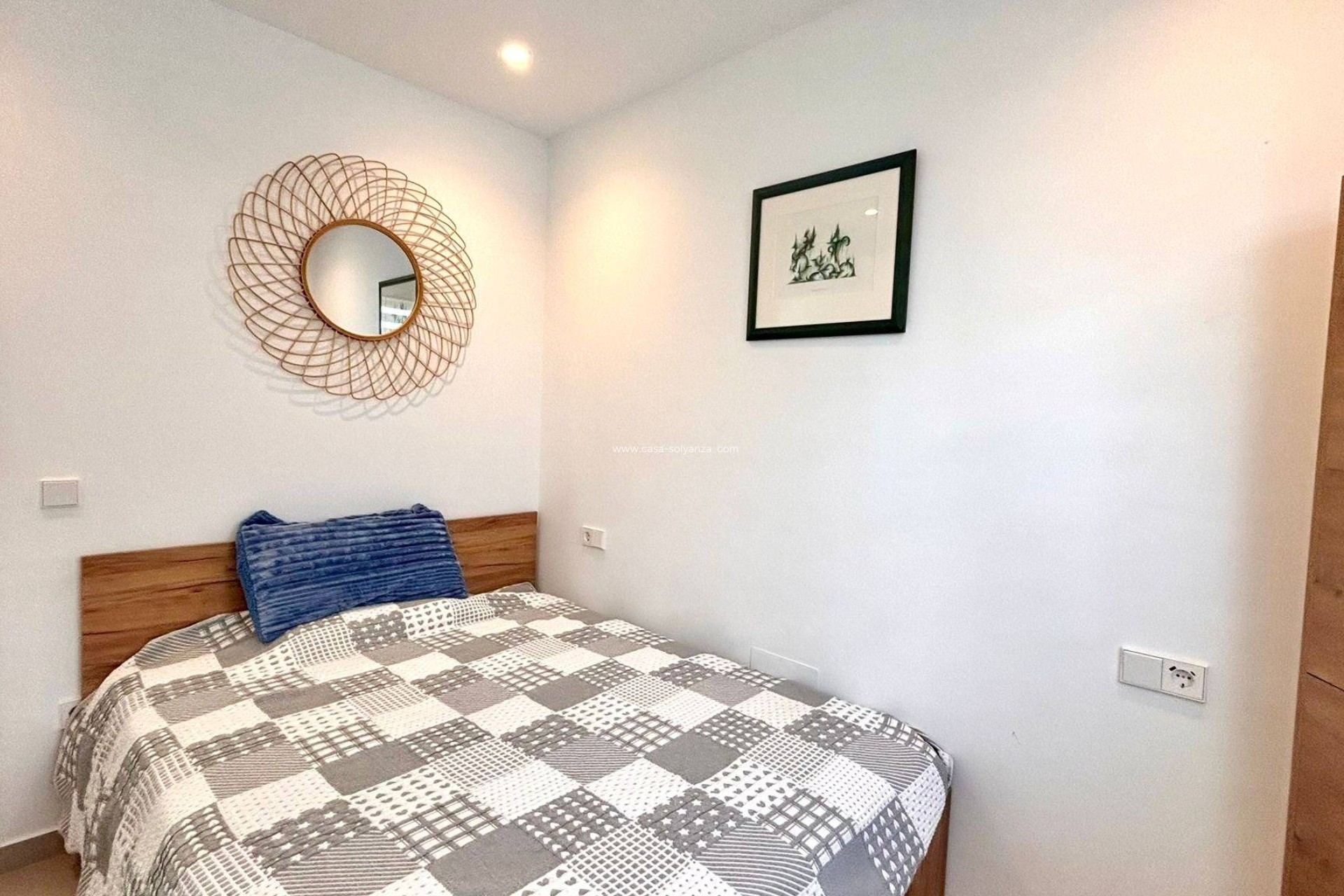 Reventa - Villa - San Miguel de Salinas - Urbanizacion Blue Lagoon