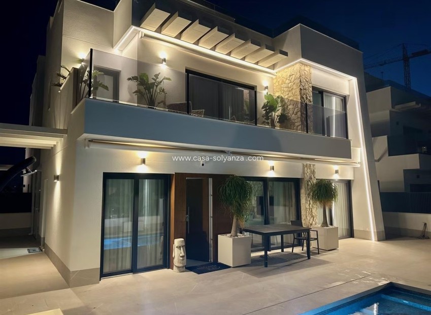 Reventa - Villa - Santa Rosalia Resort - Inland