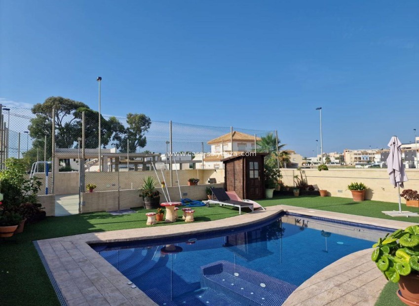 Reventa - Villa - Santiago de la Ribera - San Blas