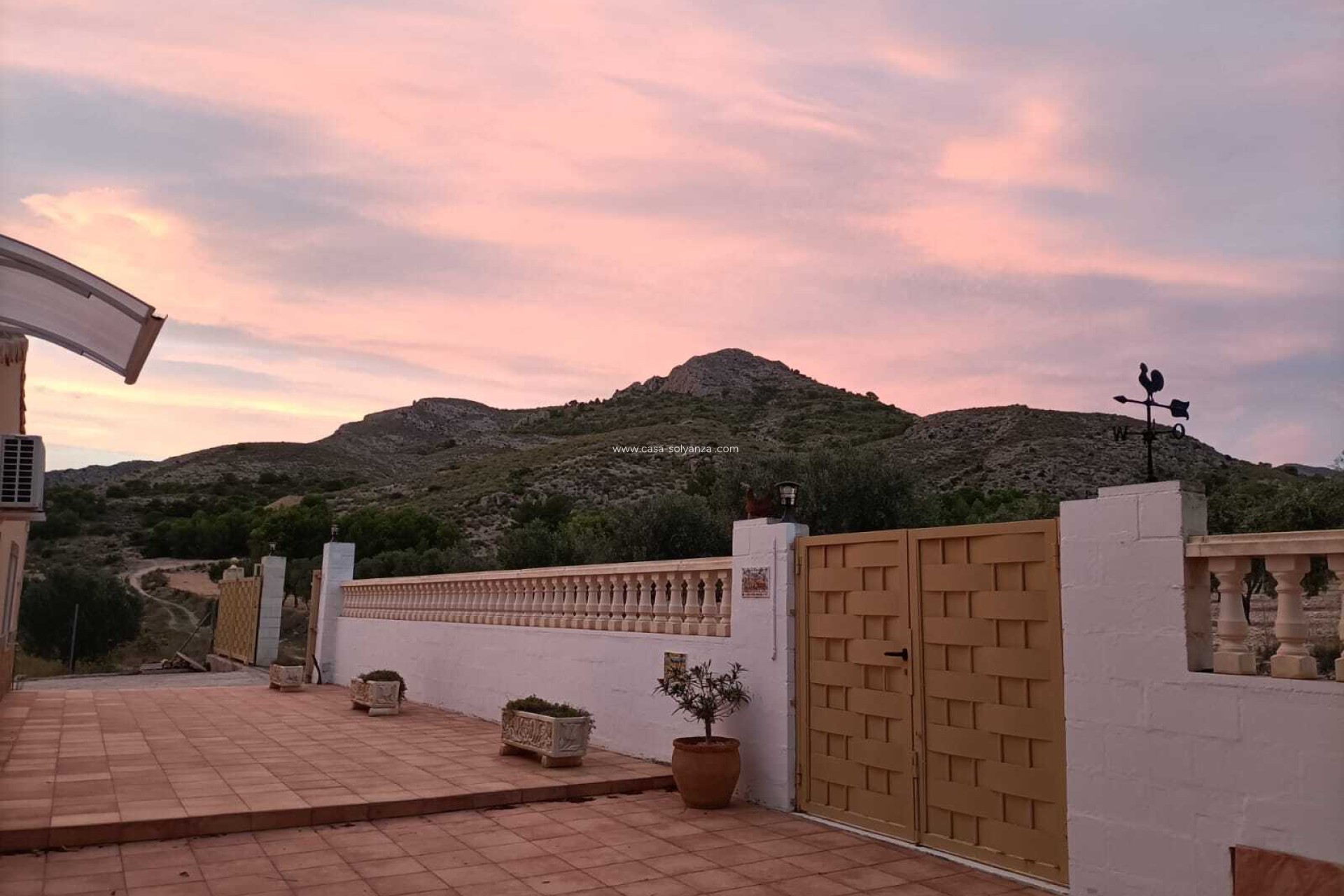 Reventa - Villa - Sax