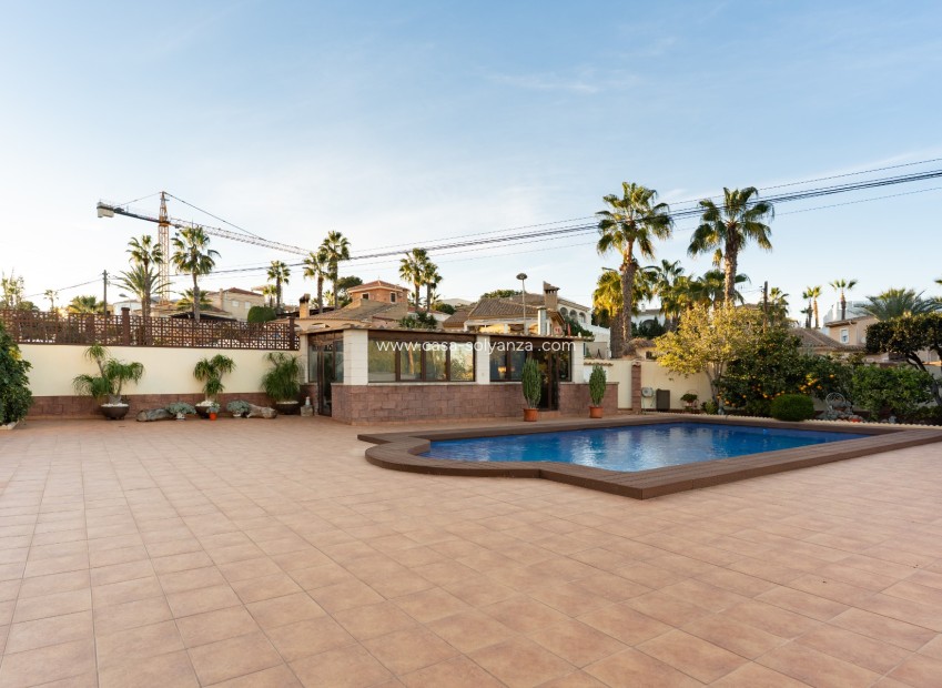 Reventa - Villa / Semi detached - Torrevieja - Los Balcones