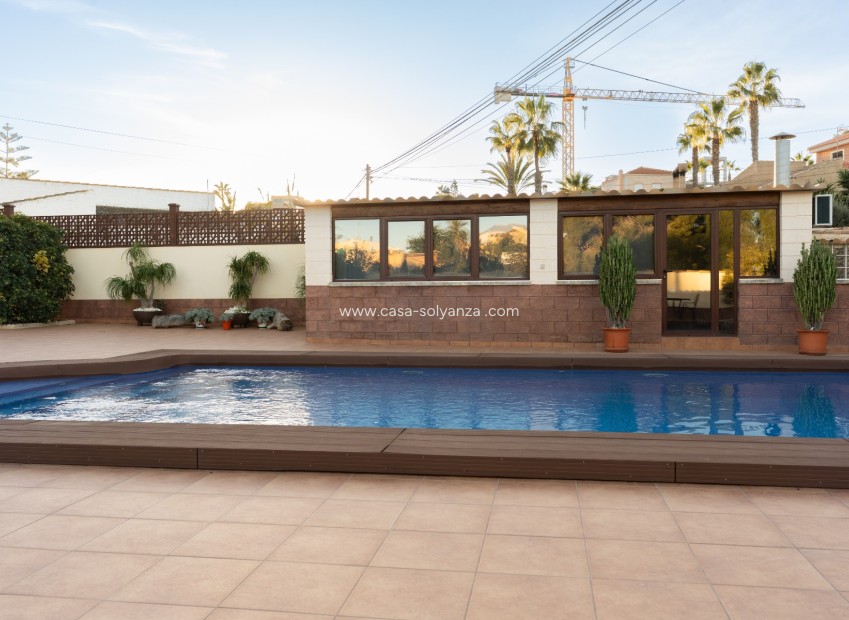 Reventa - Villa / Semi detached - Torrevieja - Los Balcones