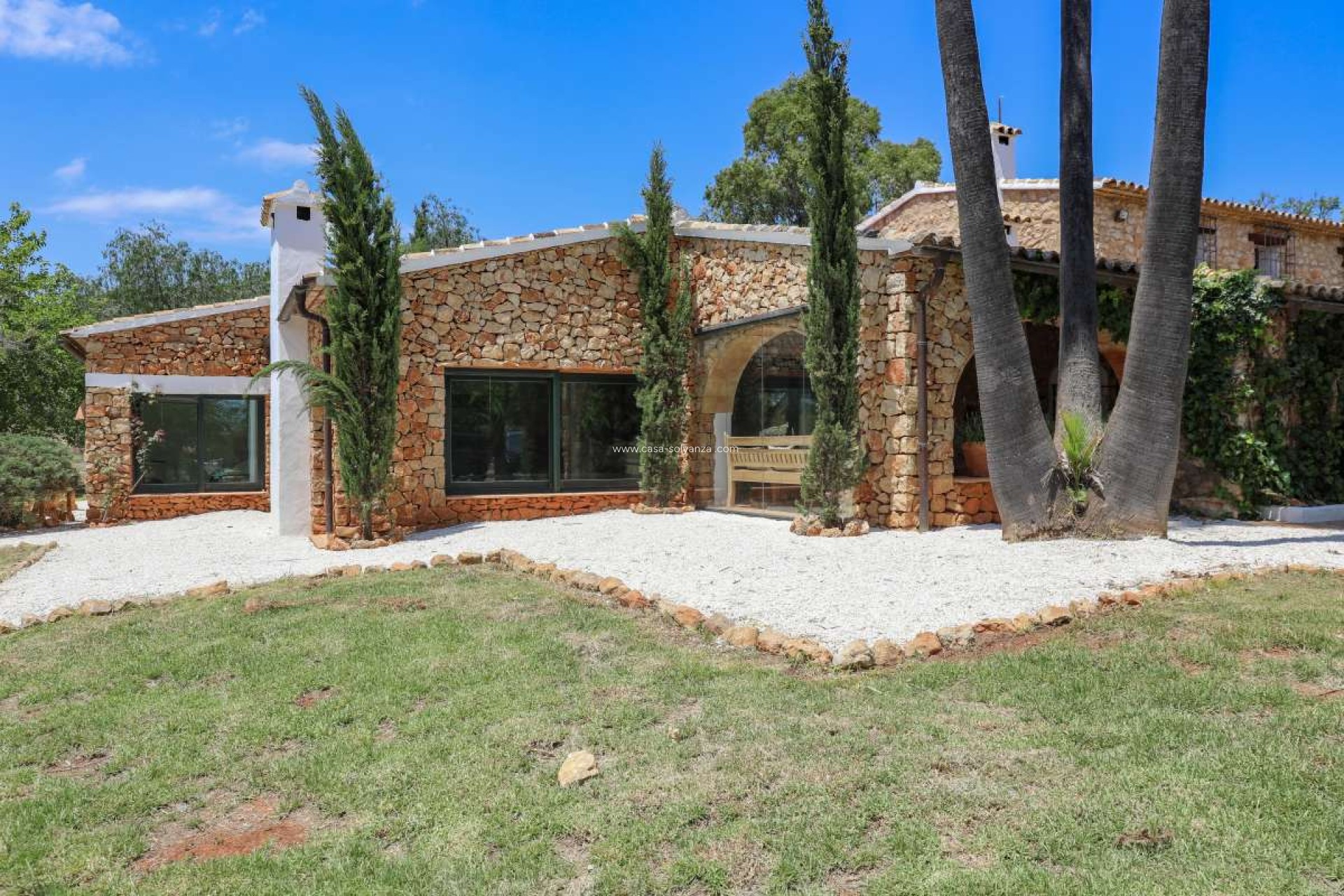 Reventa - Villa - Senija - Inland