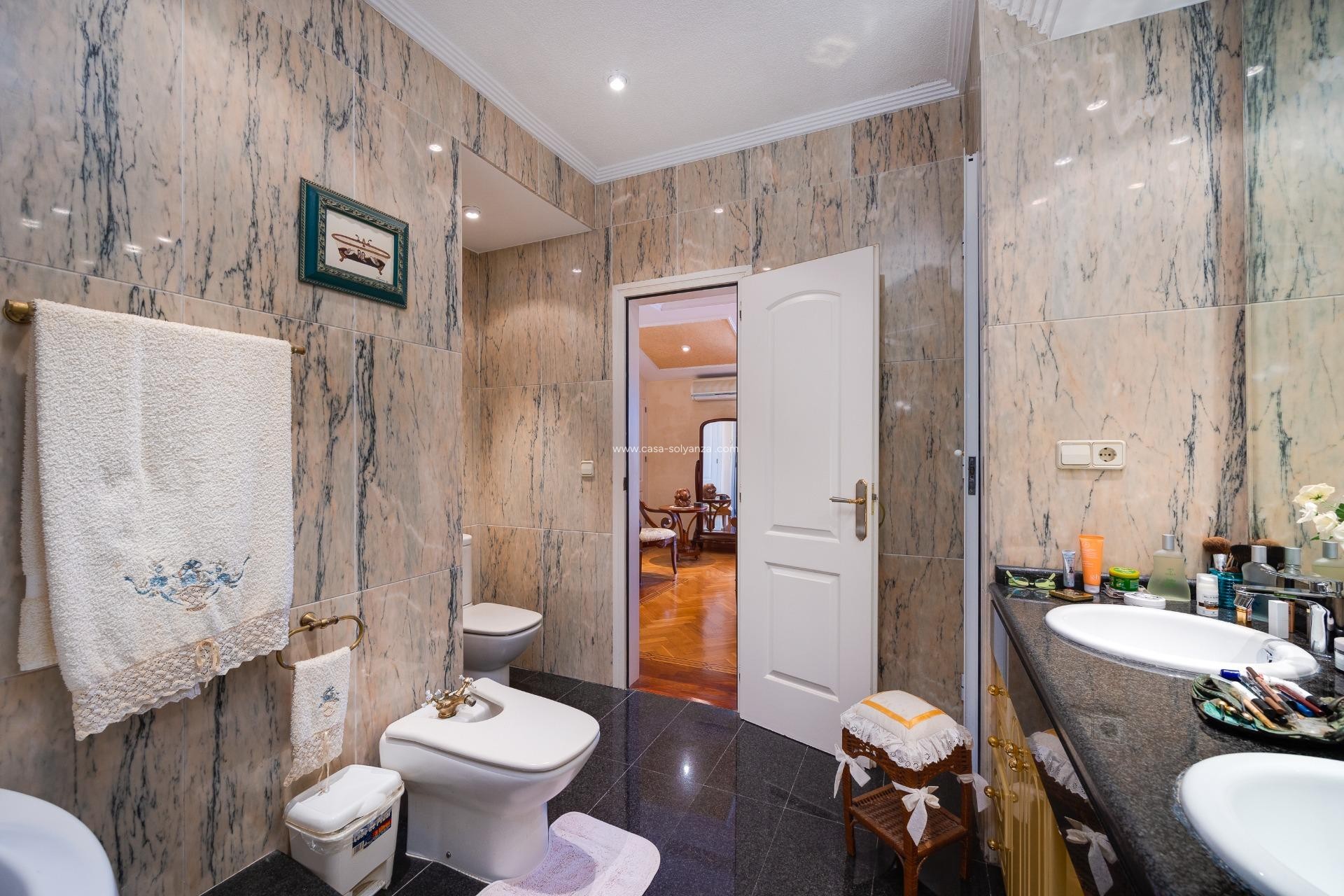 Reventa - Villa - Torrevieja - Aguas nuevas