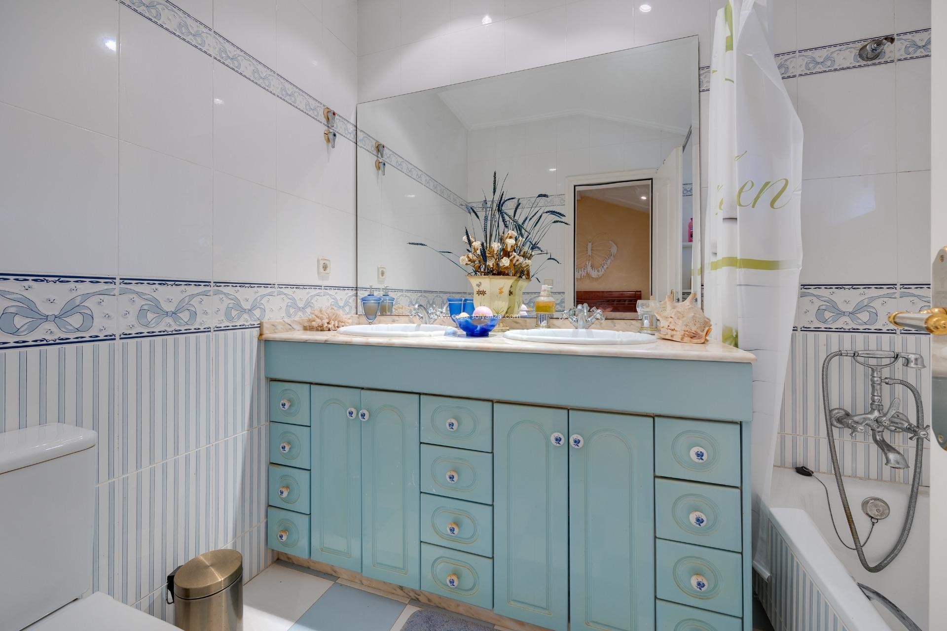 Reventa - Villa - Torrevieja - Aguas nuevas