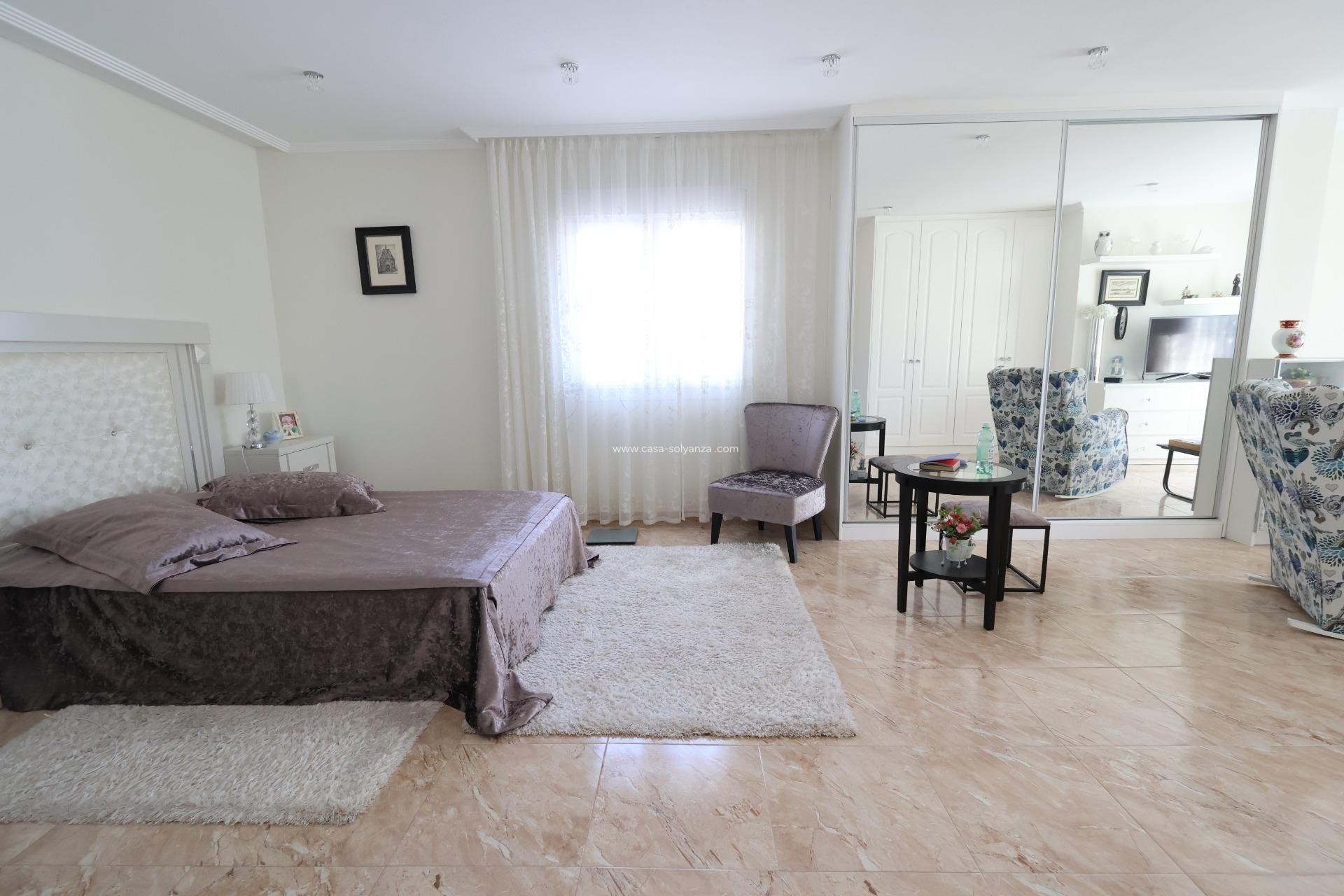 Reventa - Villa - Torrevieja - Costa Blanca