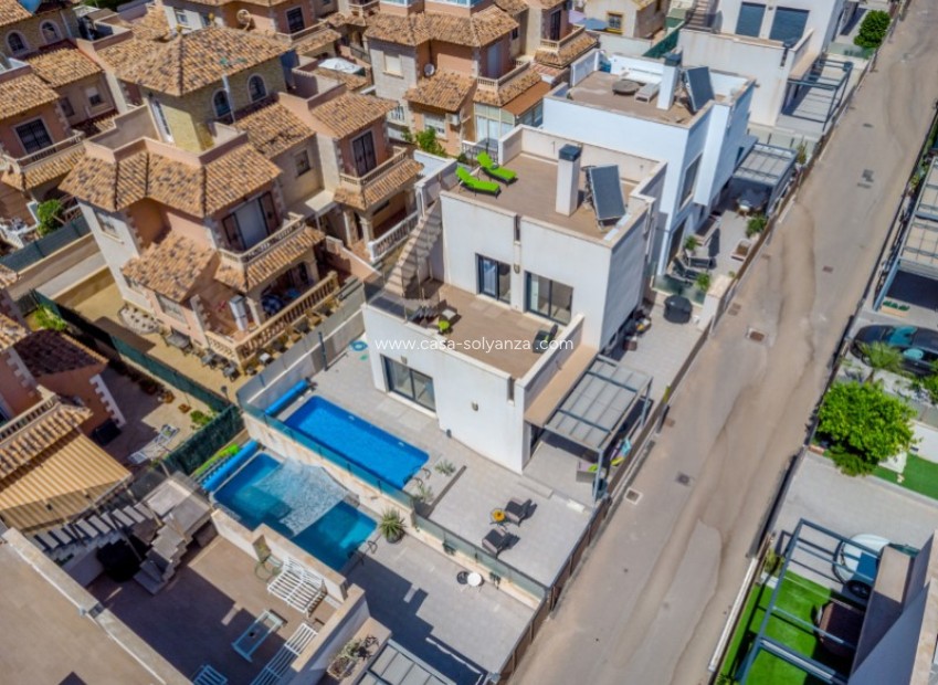 Reventa - Villa - Torrevieja - Costa Blanca