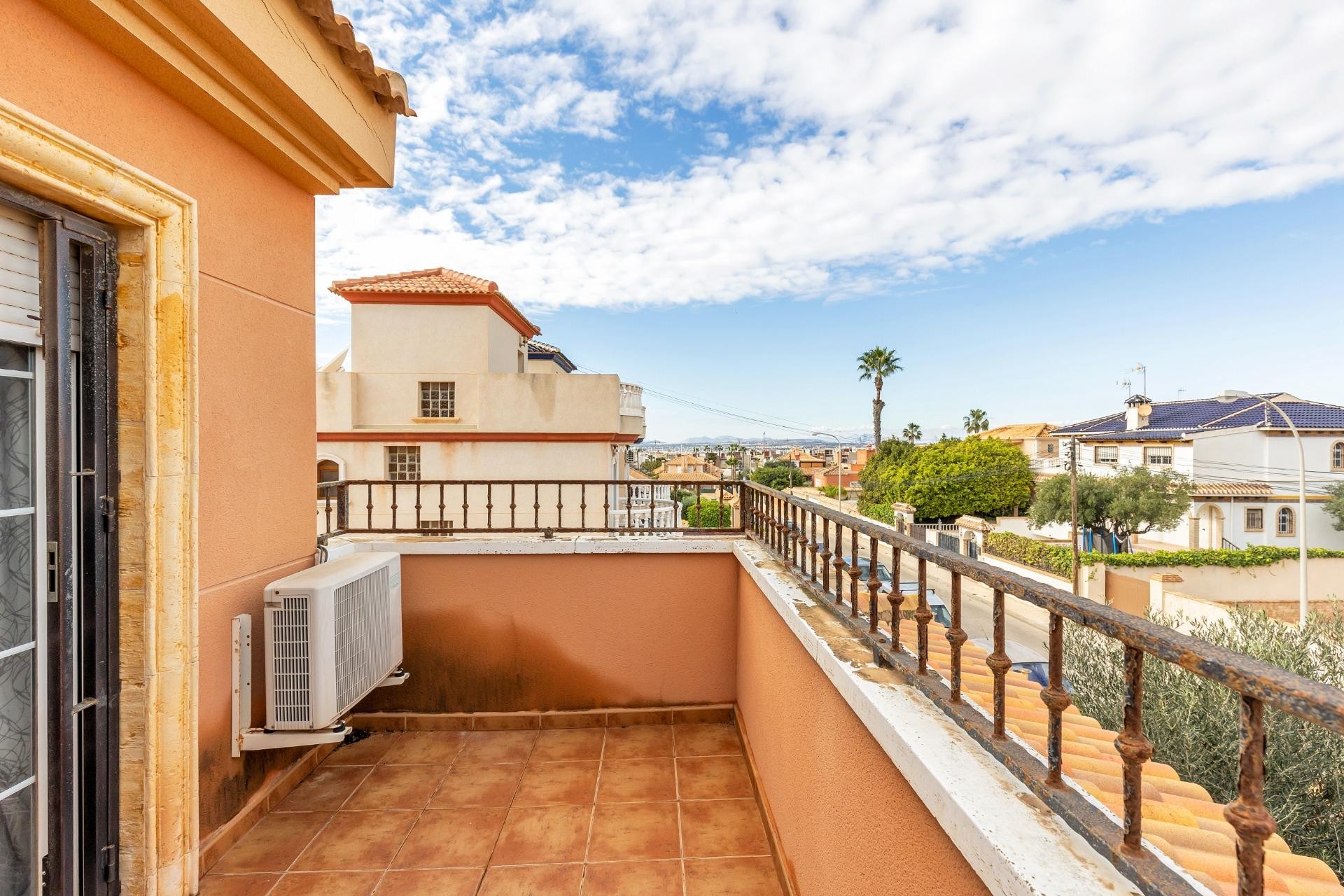 Reventa - Villa - Torrevieja - Costa Blanca