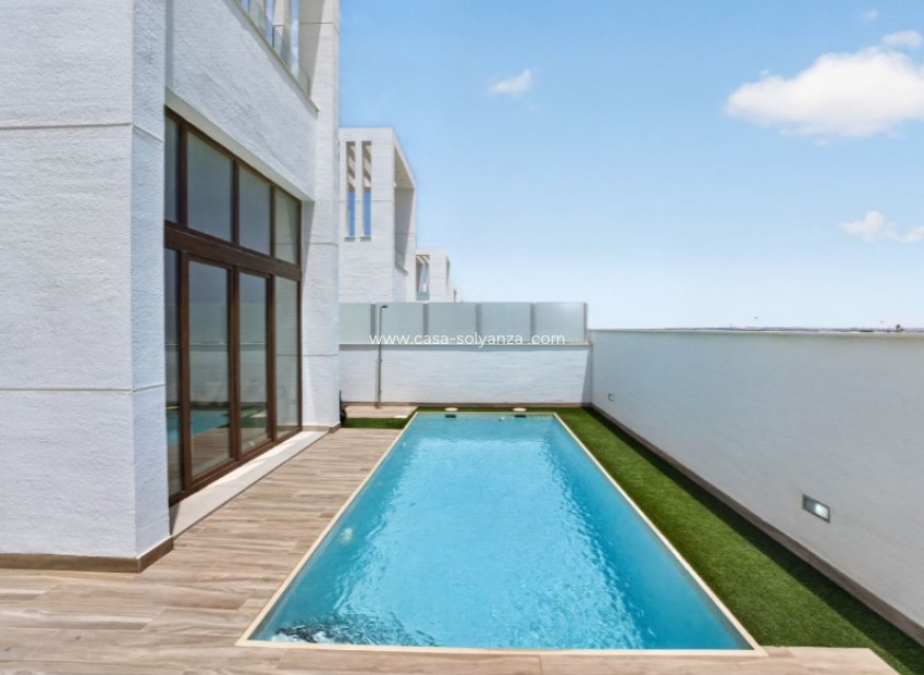 Reventa - Villa - Torrevieja - Costa Blanca