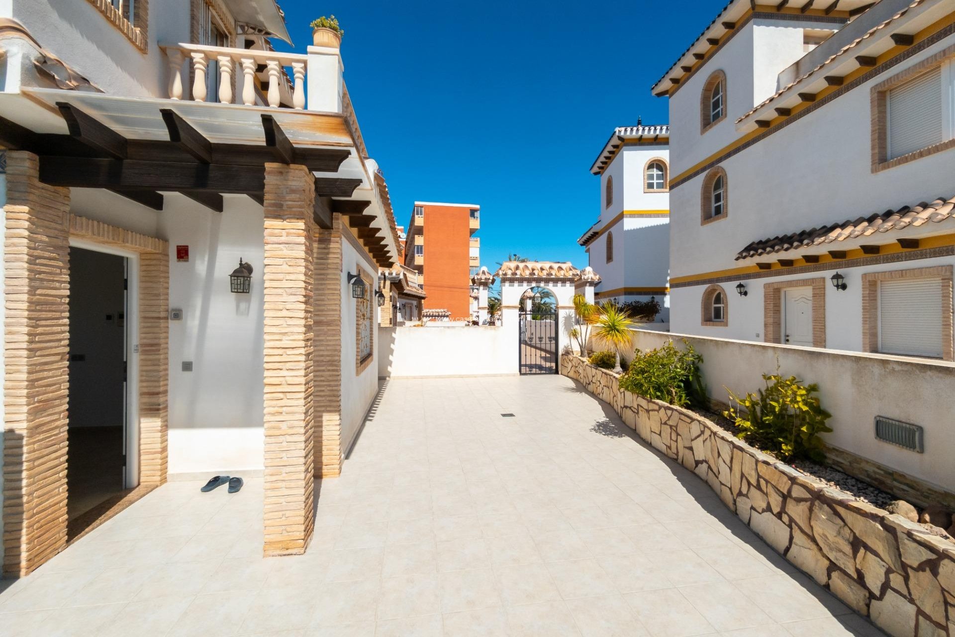 Reventa - Villa - Torrevieja - La Mata