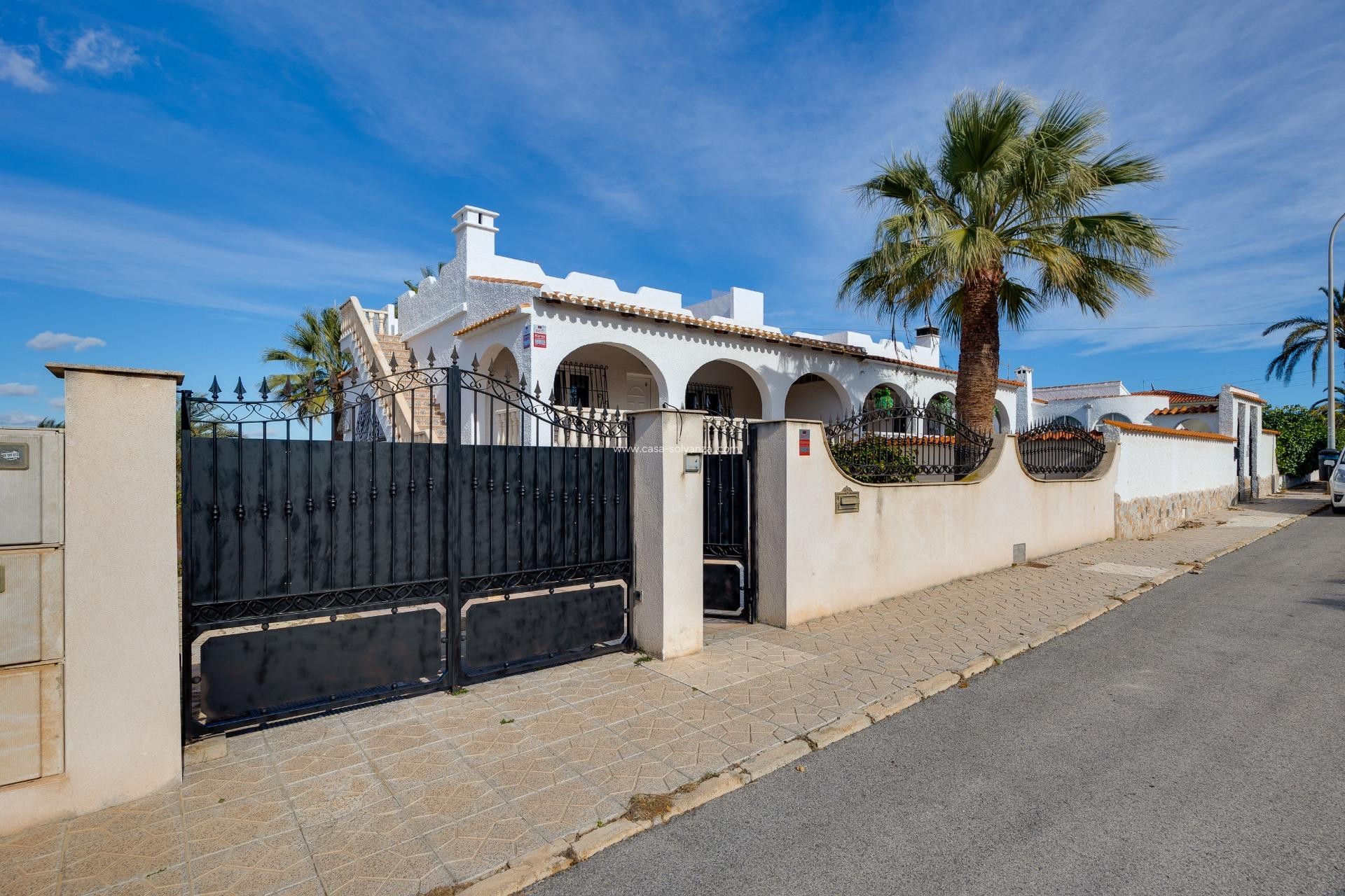 Reventa - Villa - Torrevieja - La Siesta