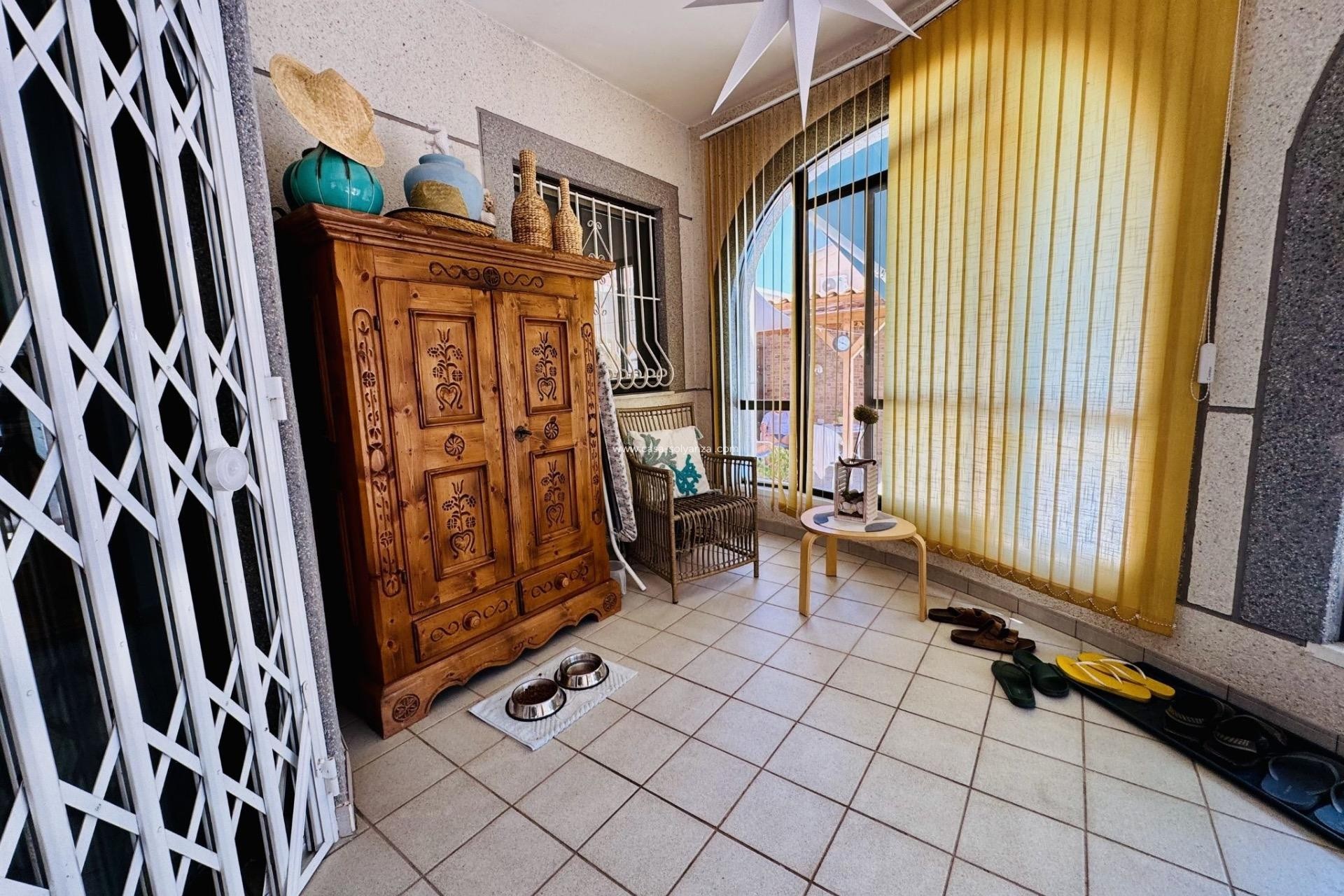 Reventa - Villa - Torrevieja - La Siesta