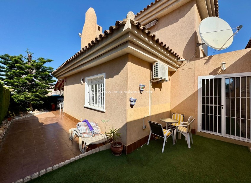 Reventa - Villa - Torrevieja - Los Altos