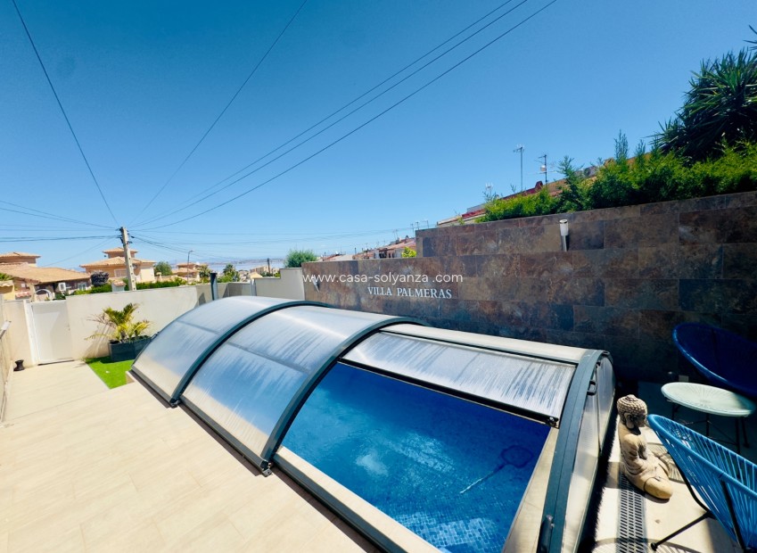 Reventa - Villa - Torrevieja - Los Balcones