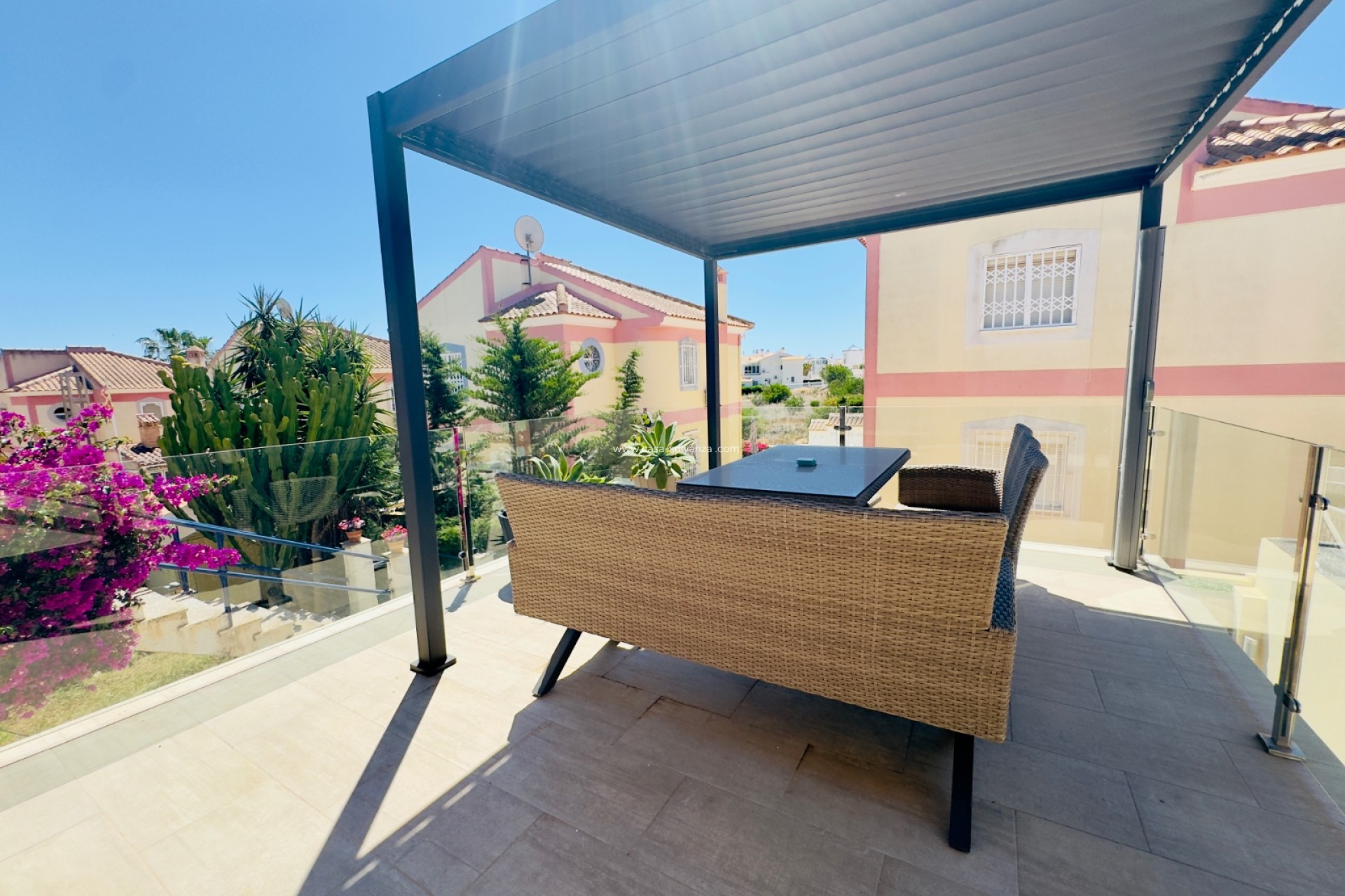 Reventa - Villa - Torrevieja - Los Balcones