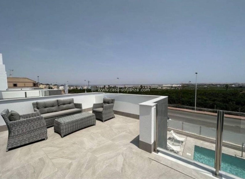 Reventa - Villa - Torrevieja - Los Balcones