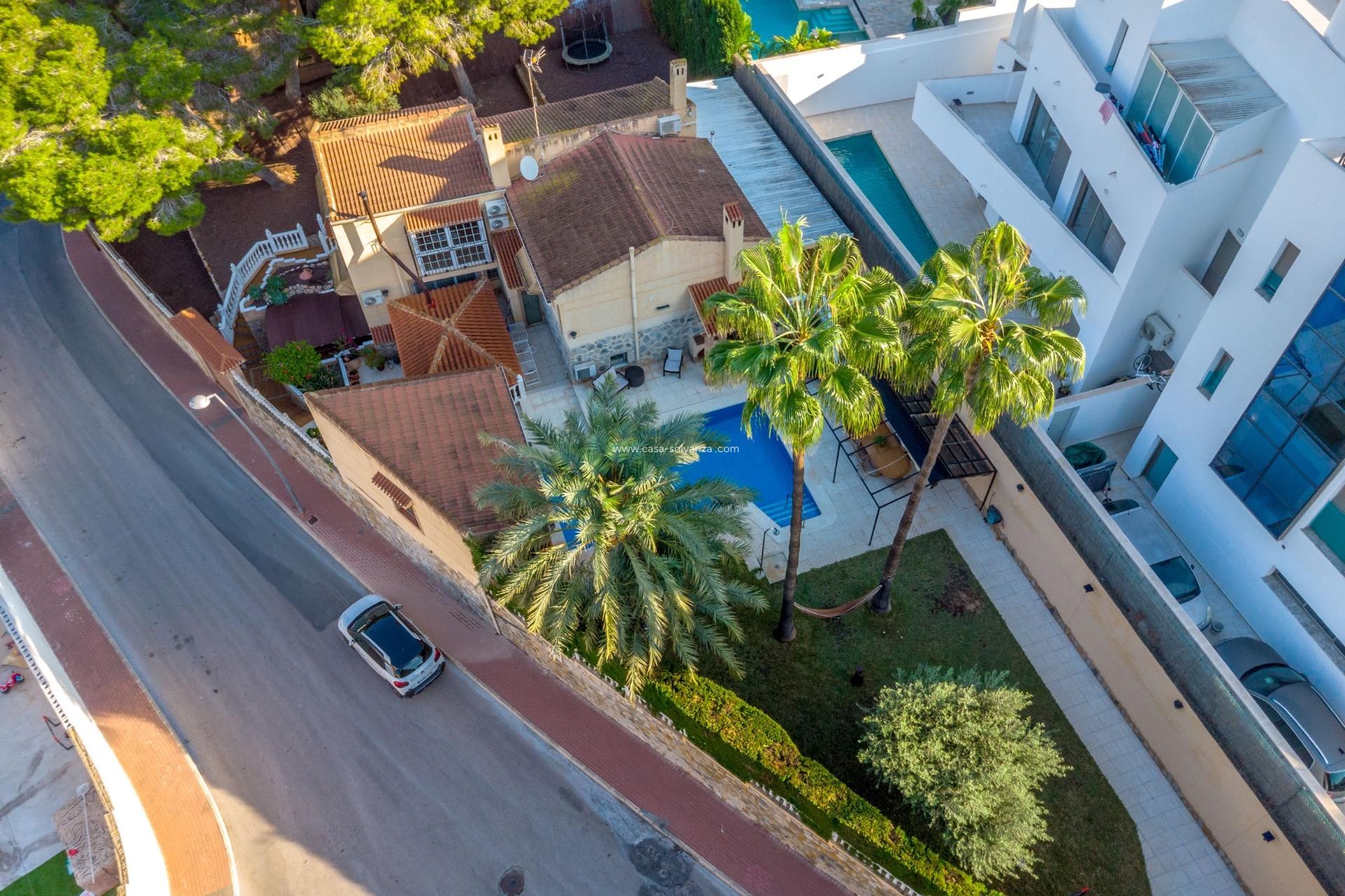 Reventa - Villa - Torrevieja - Los balcones