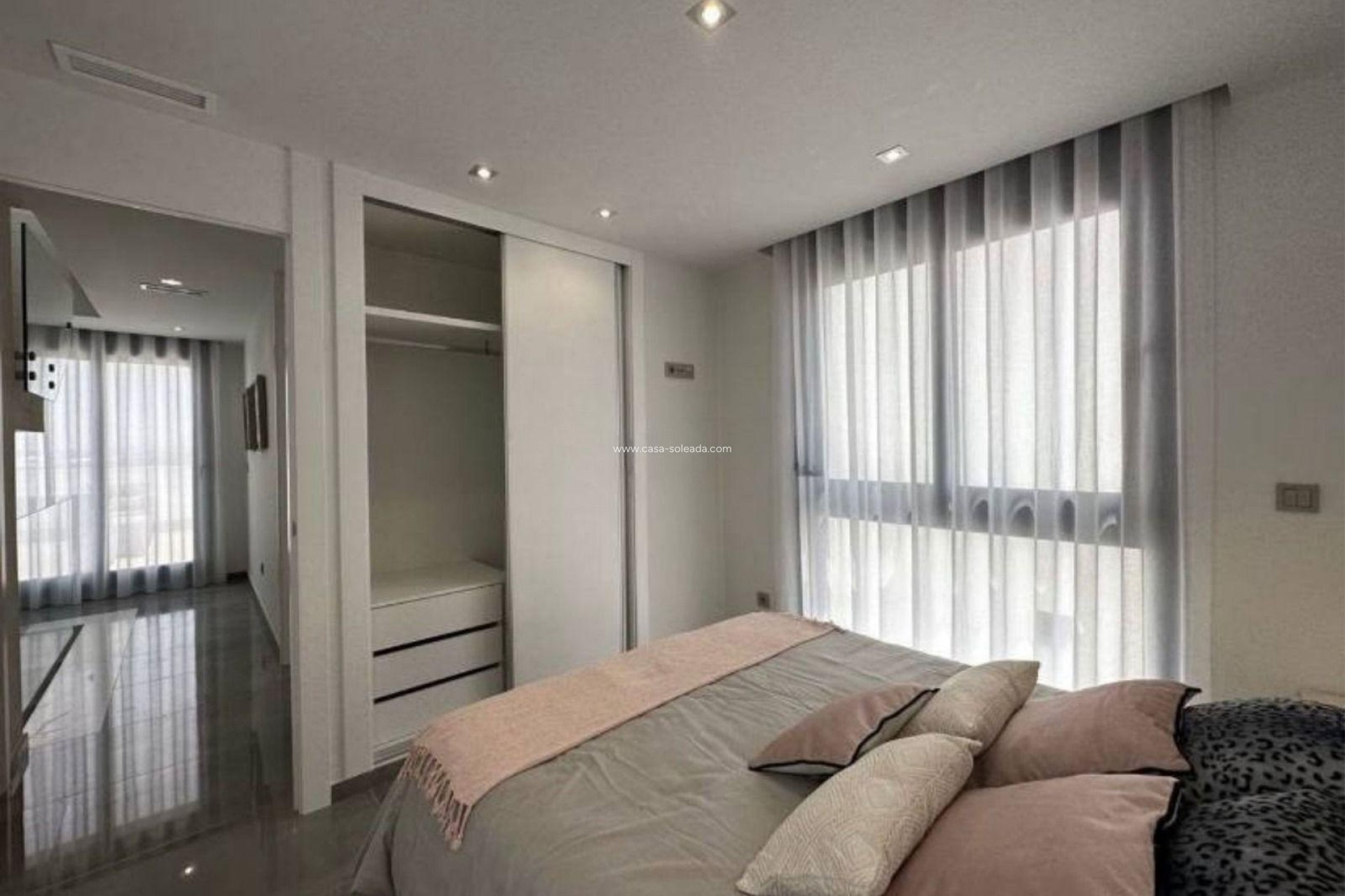 Reventa - Villa - Torrevieja - Los Balcones