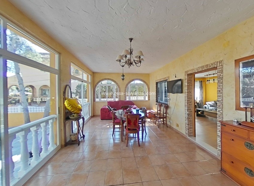 Reventa - Villa - Torrevieja - Los Balcones