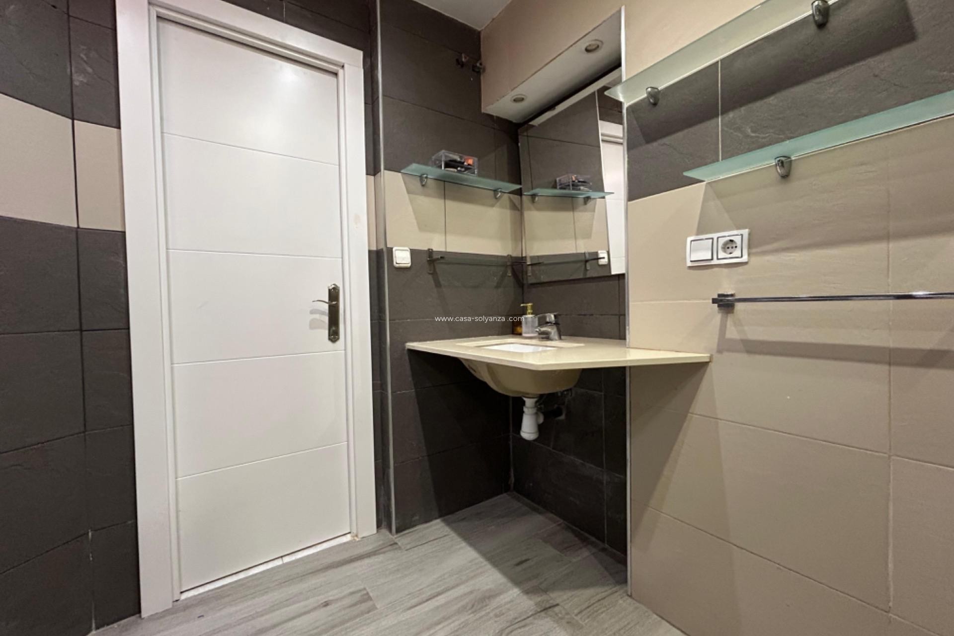 Reventa - Villa - Torrevieja - Los Frutales