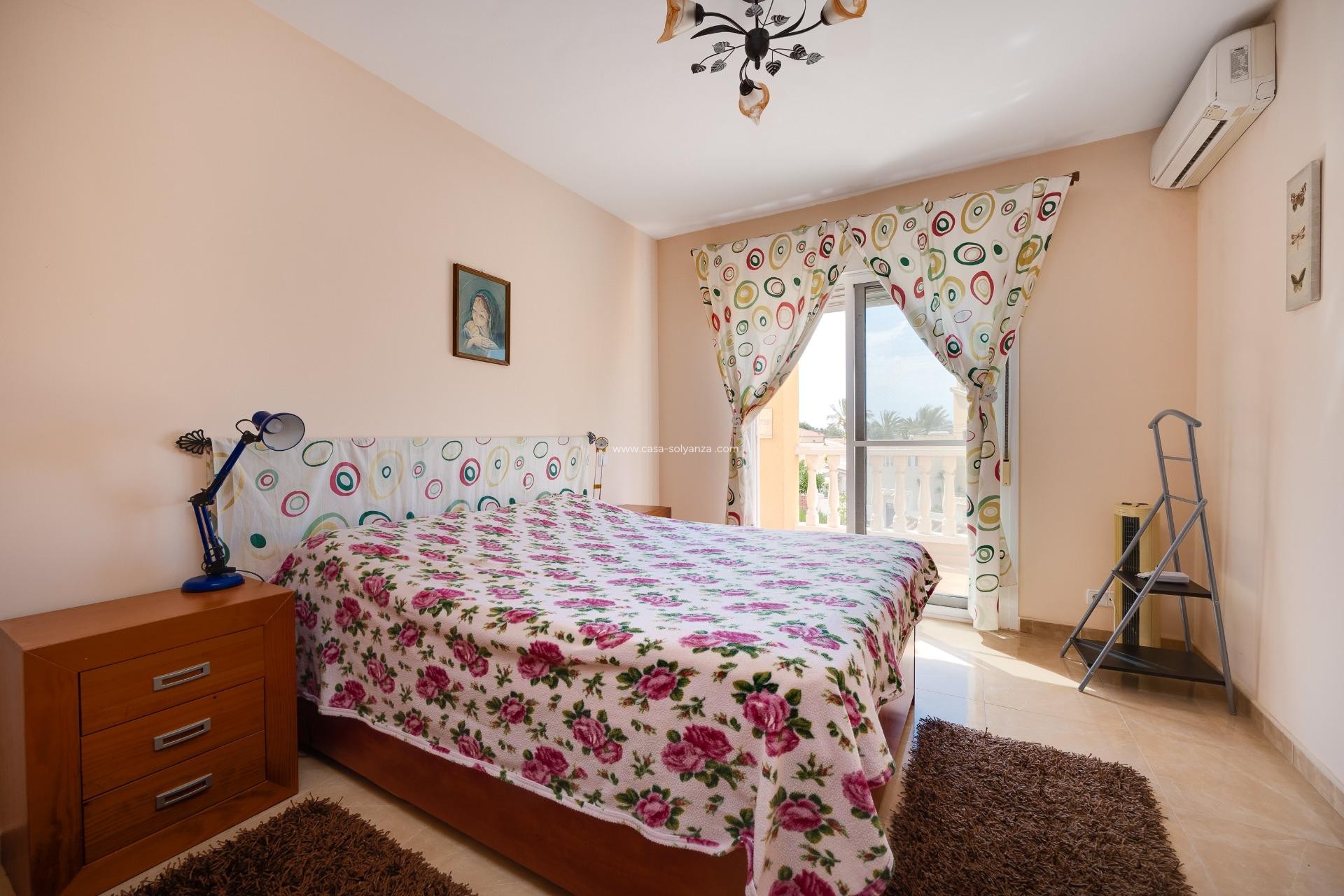 Reventa - Villa - Torrevieja - Playa de los Locos