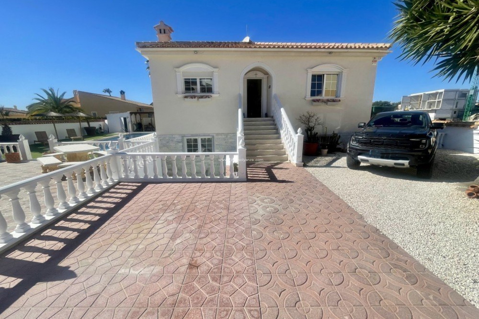 Reventa - Villa - Urb. La Marina - Inland