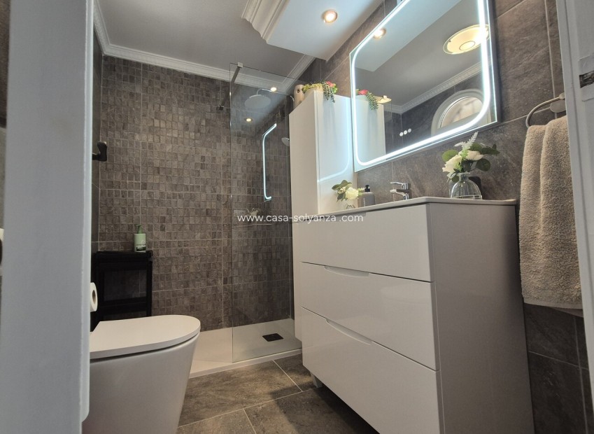 Reventa - Villa - Villamartin - El Galan