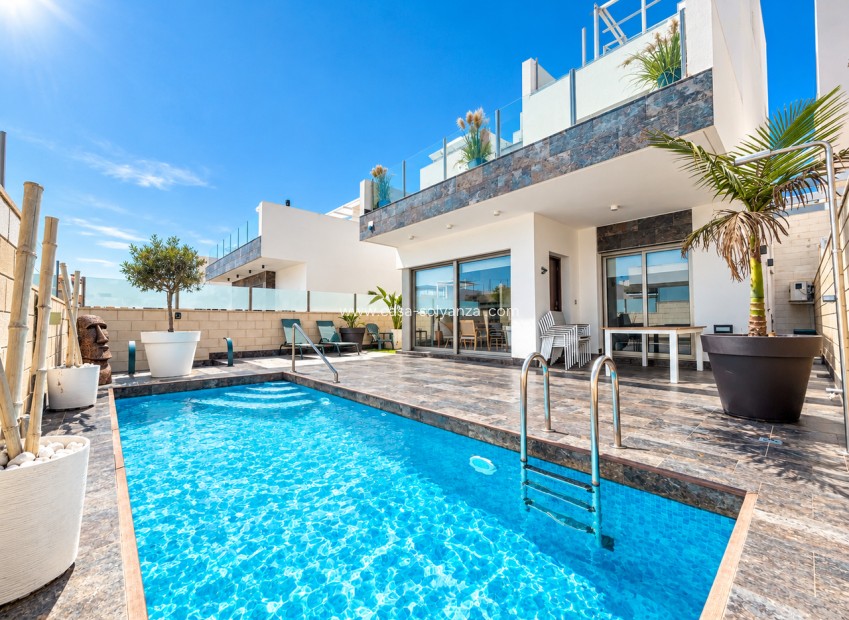 Reventa - Villa - Villamartin - Villamartín