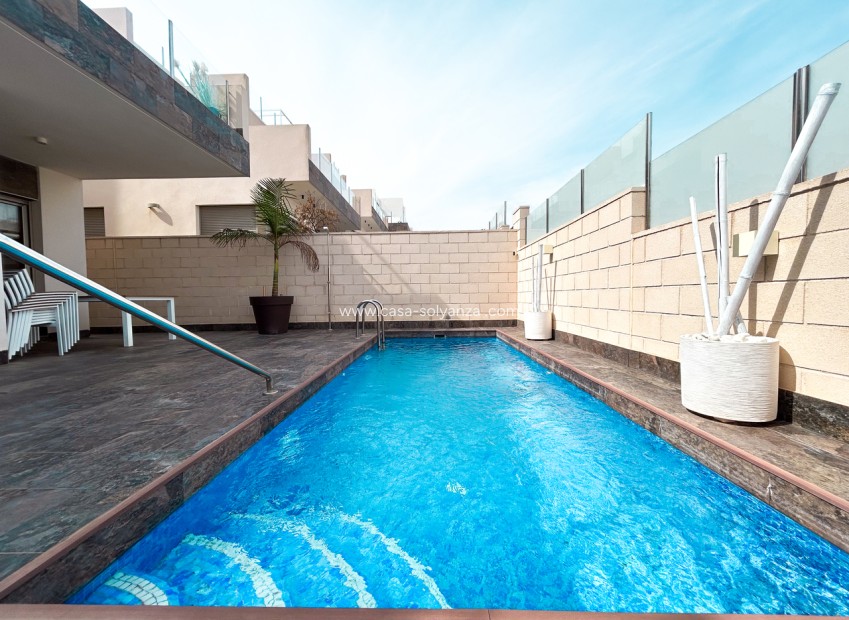Reventa - Villa - Villamartin - Villamartín
