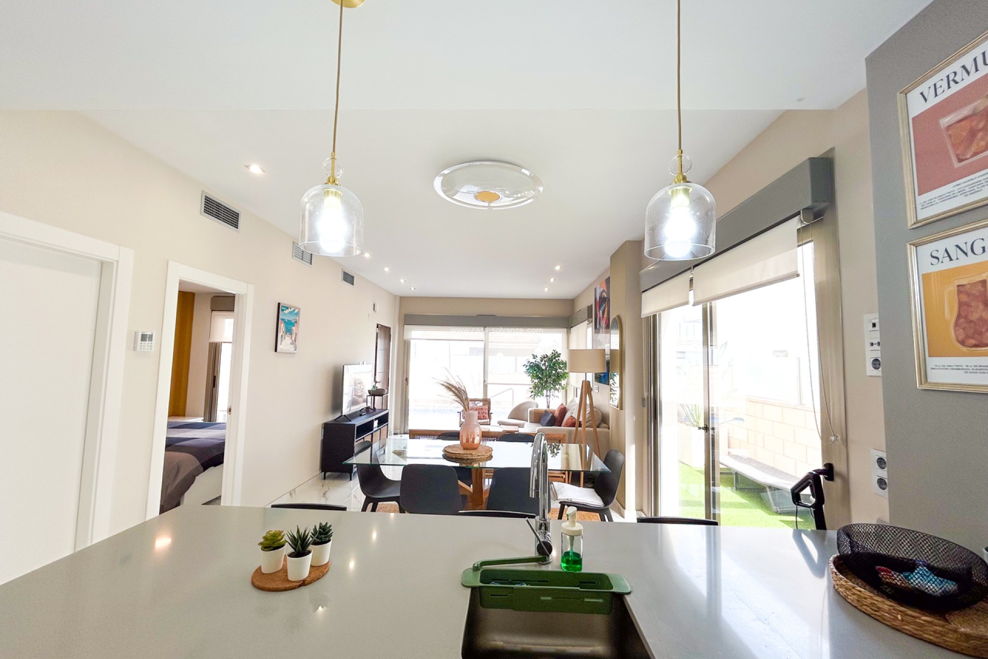 Reventa - Villa - Villamartin - Villamartín