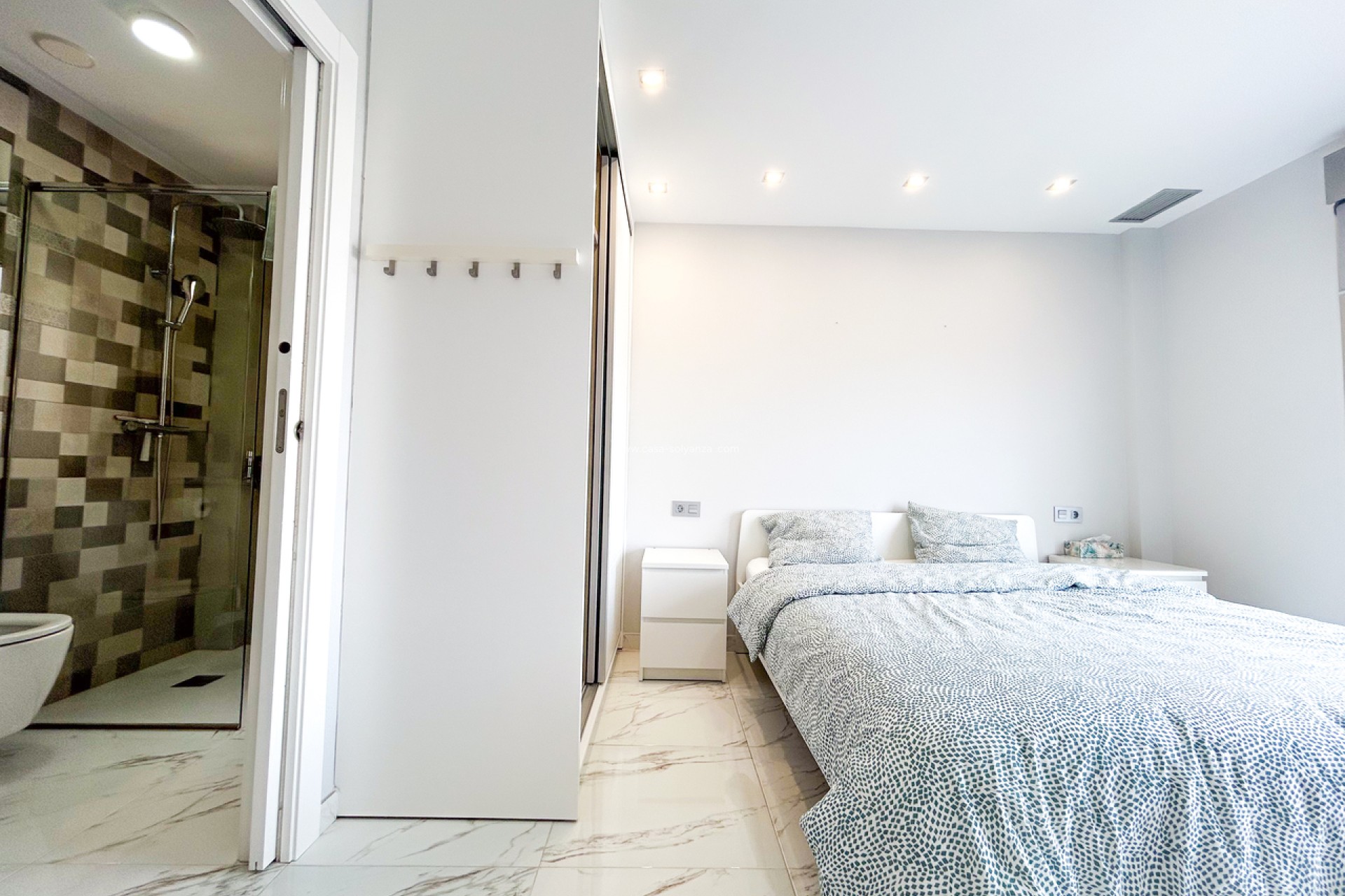 Reventa - Villa - Villamartin - Villamartín