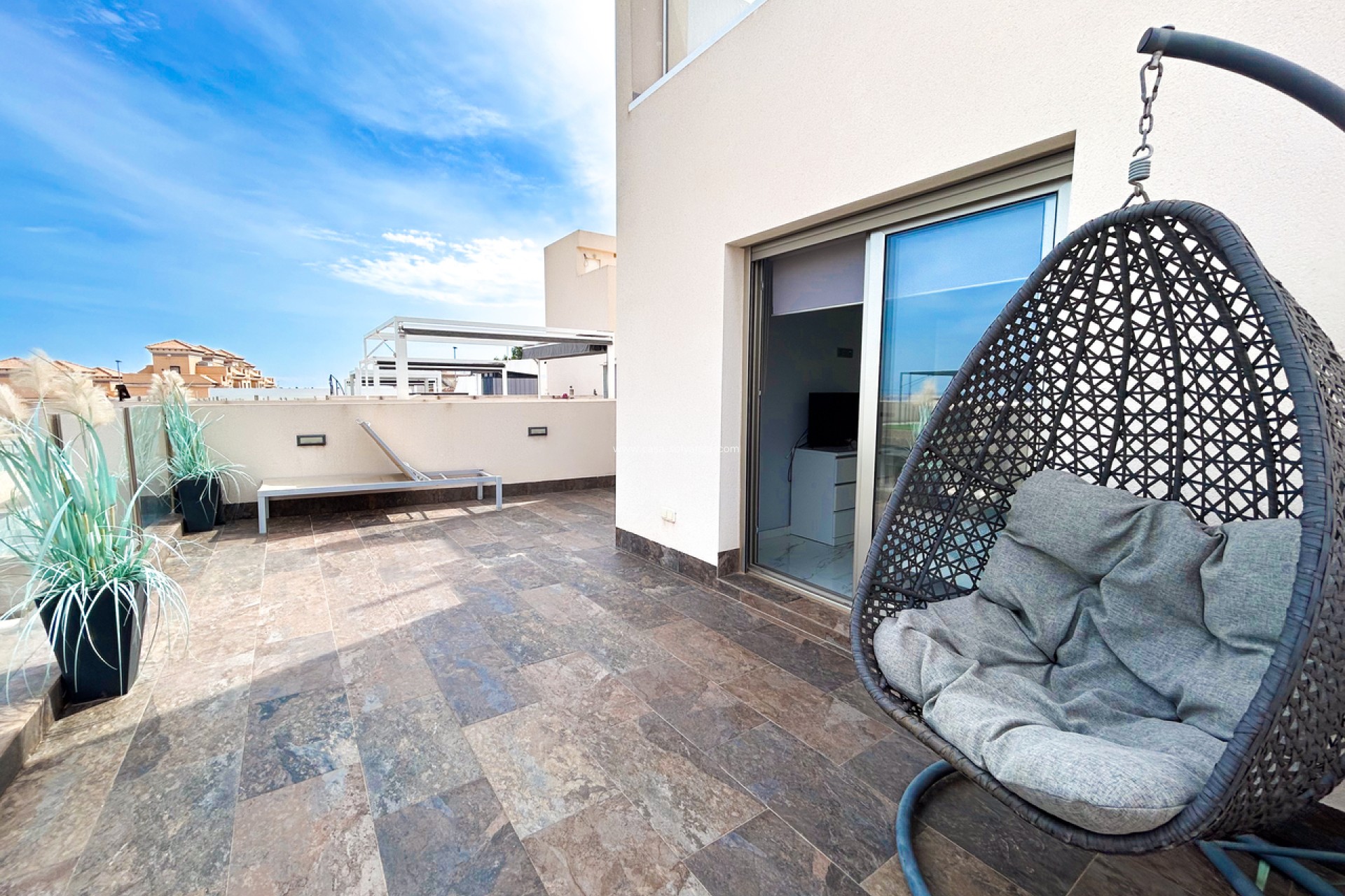 Reventa - Villa - Villamartin - Villamartín