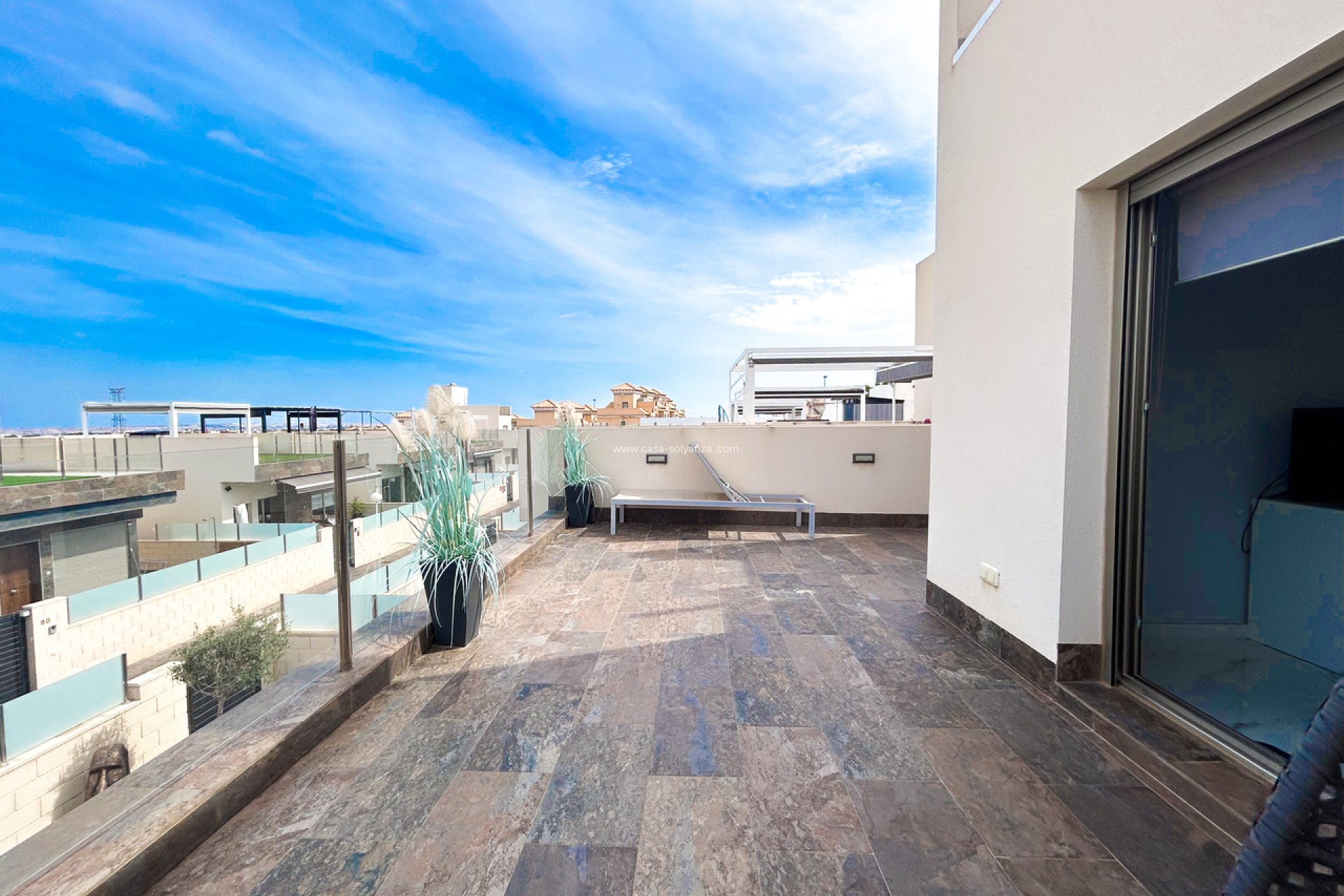 Reventa - Villa - Villamartin - Villamartín