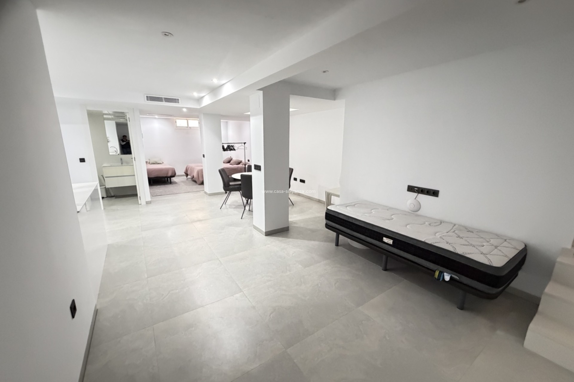 Reventa - Villa - Villamartin - Villamartín