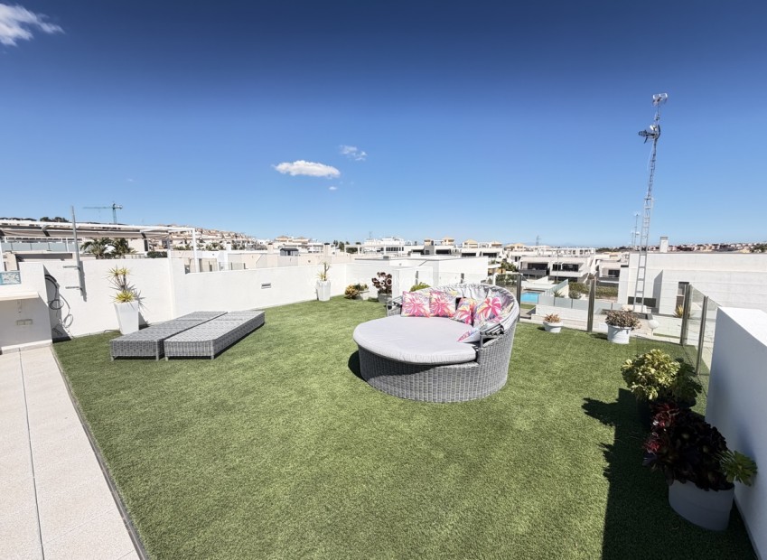 Reventa - Villa - Villamartin - Villamartín