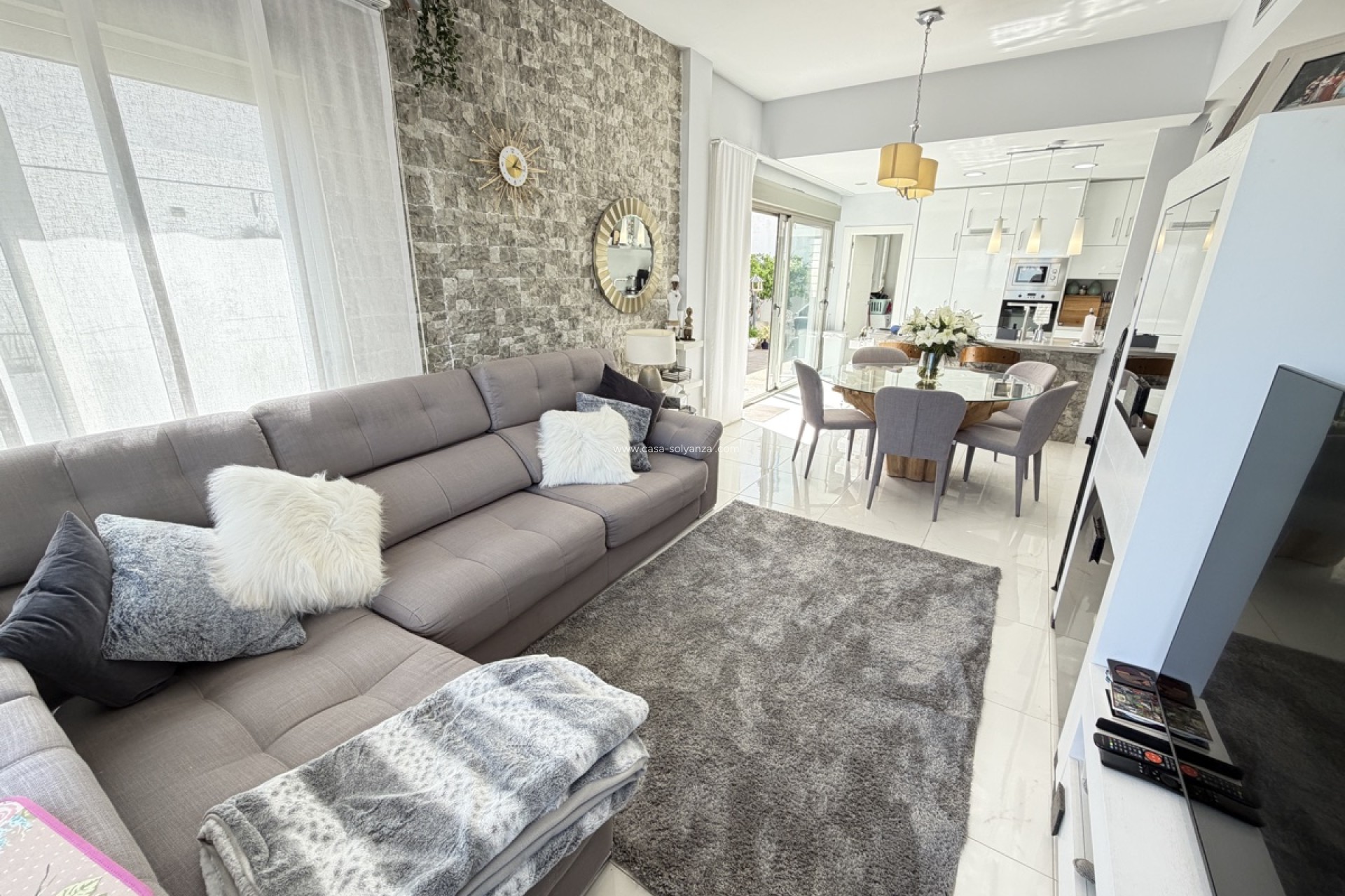 Reventa - Villa - Villamartin - Villamartín