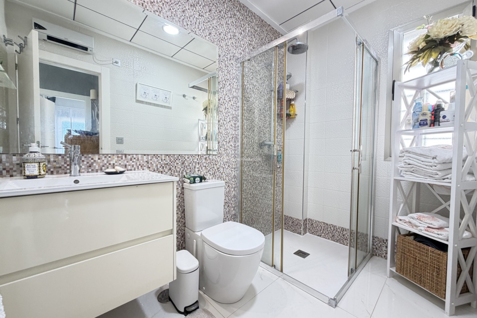 Reventa - Villa - Villamartin - Villamartín