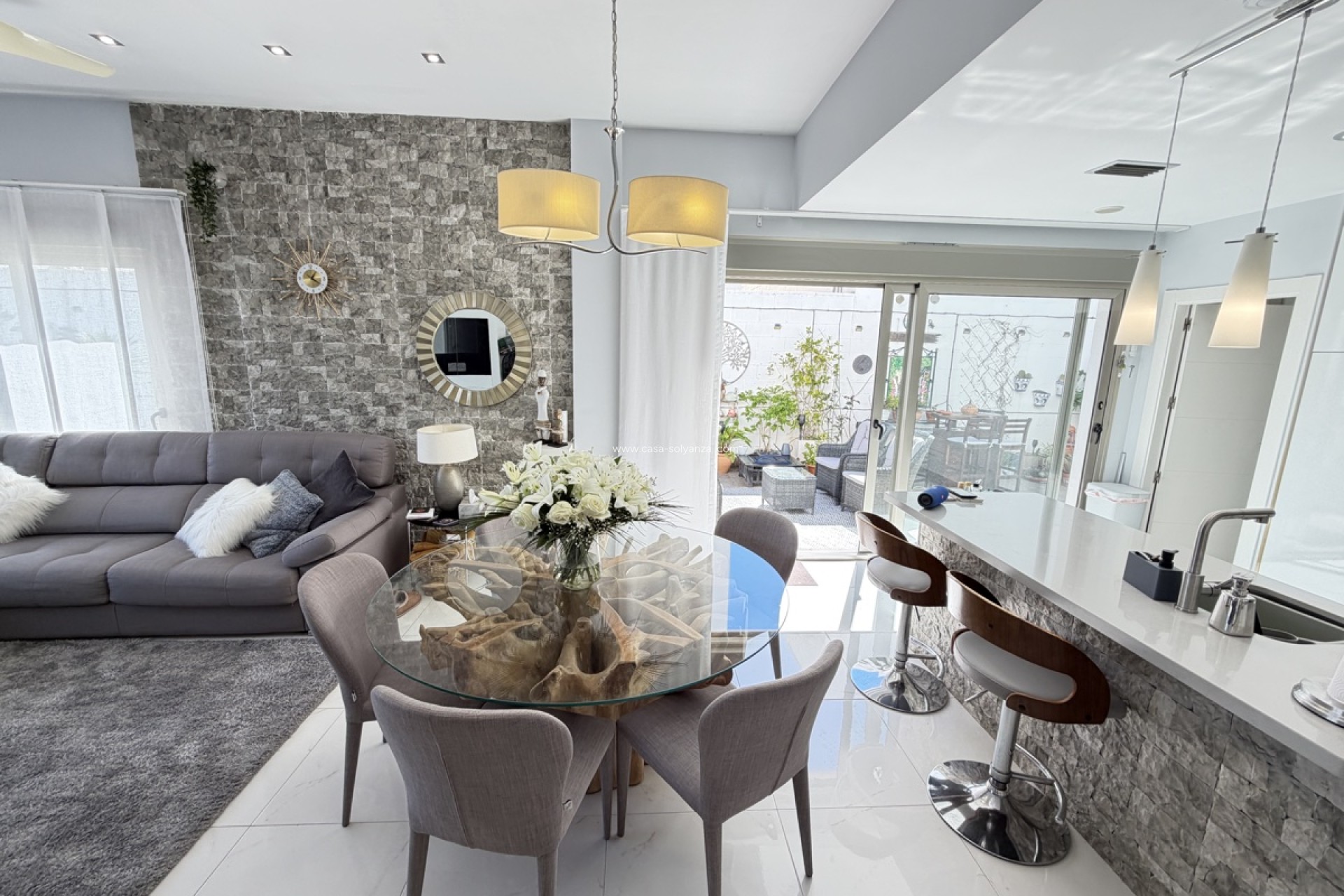 Reventa - Villa - Villamartin - Villamartín