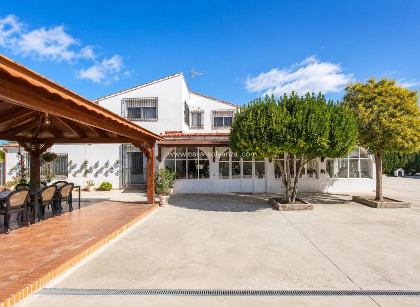 Reventa - Villa - Villena - Inland