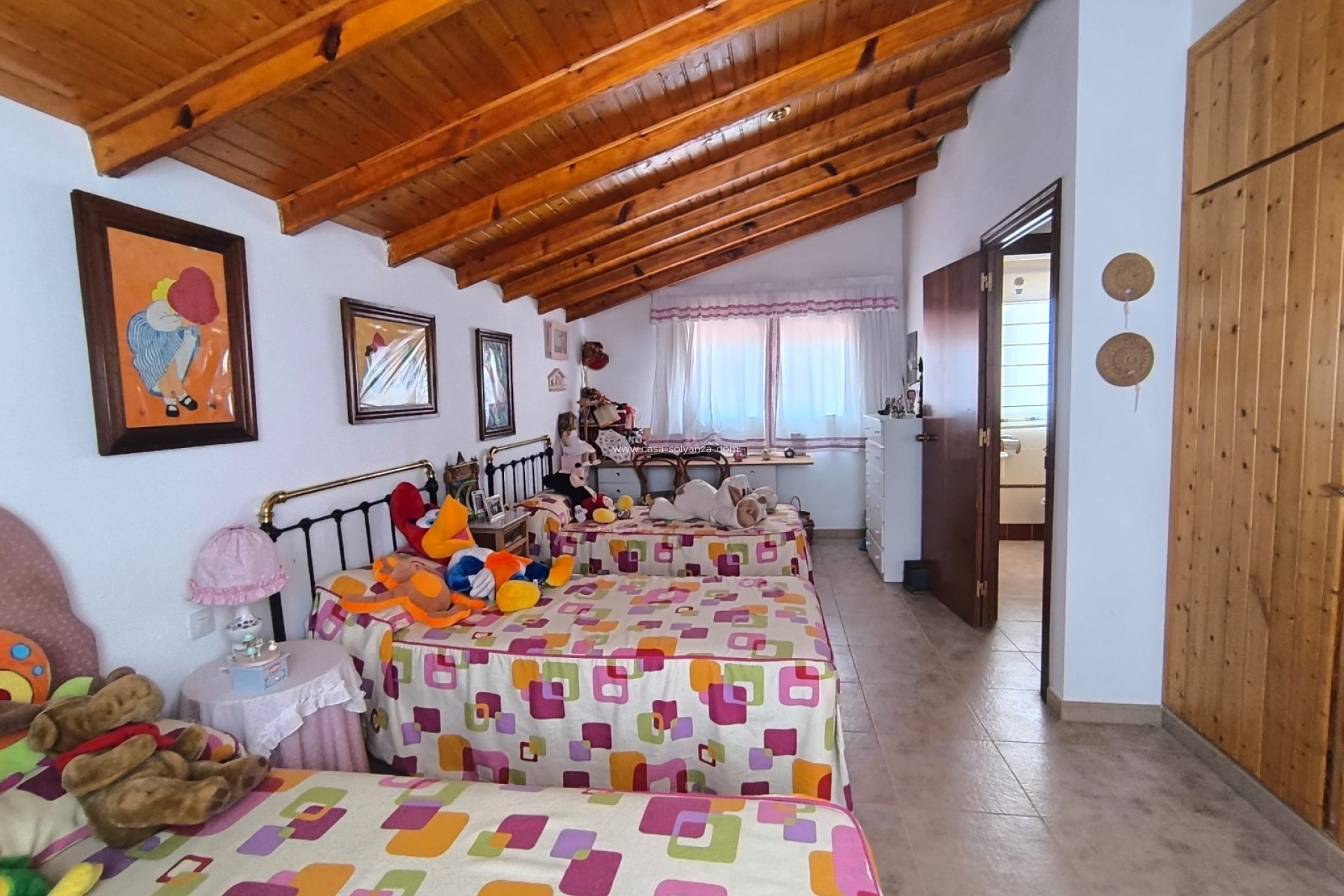 Reventa - Villa - Villena - Inland