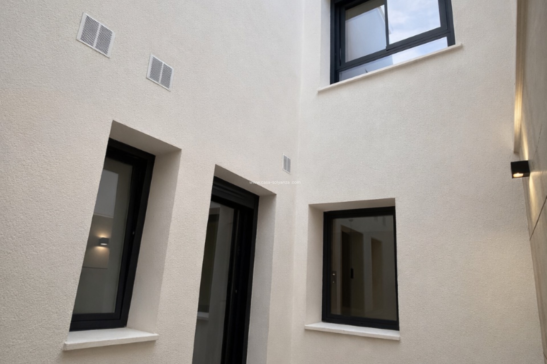 Revente - 2. Town house - Dolores - Pueblo