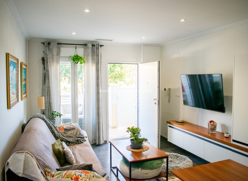 Revente - Adosado - Guardamar del Segura - Urbanizaciones