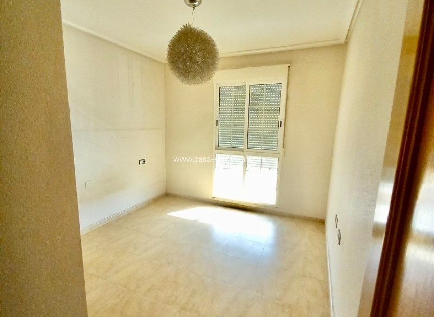 Revente - Appartement - Almoradí - Inland