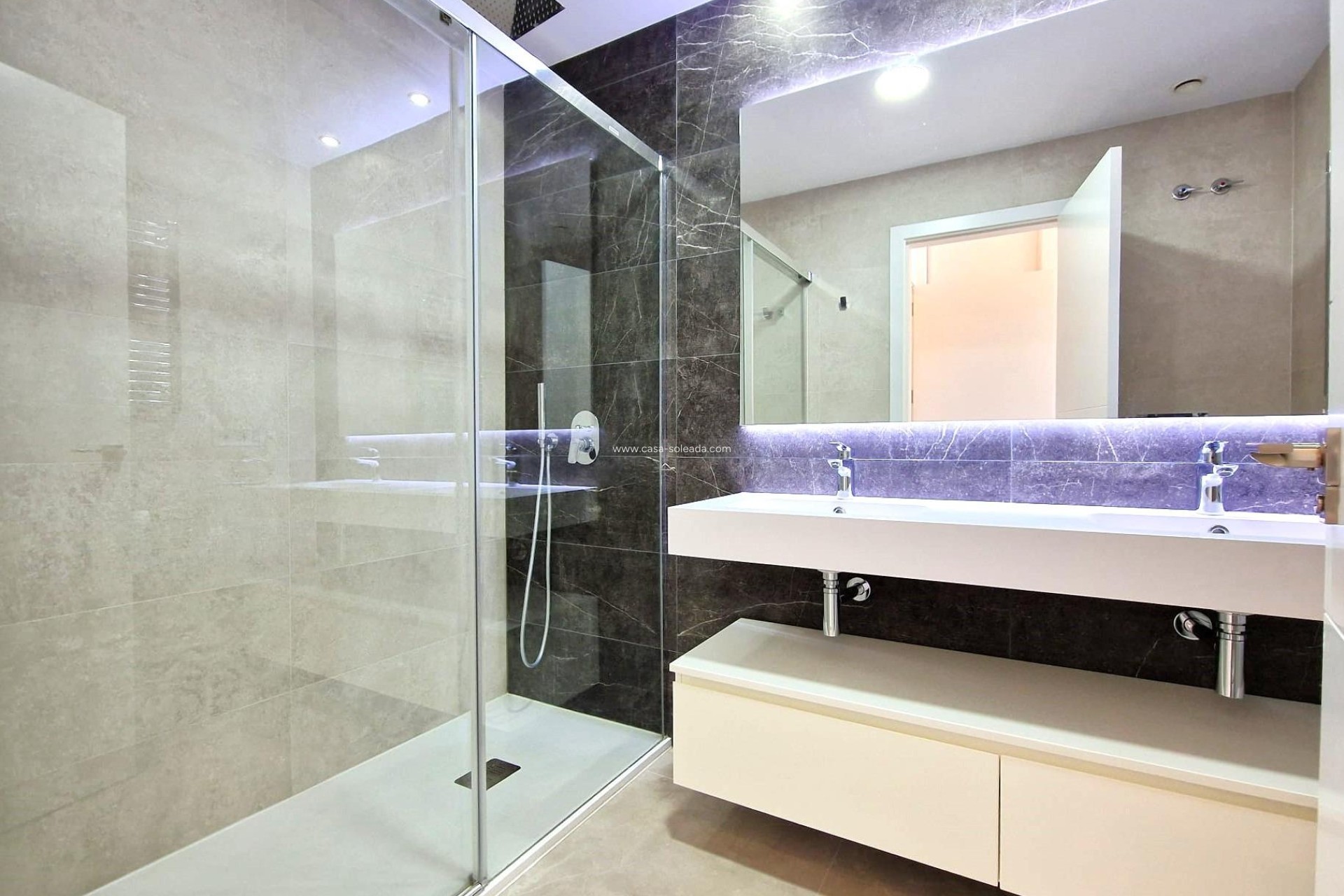 Revente - Appartement - Benidorm - Poniente