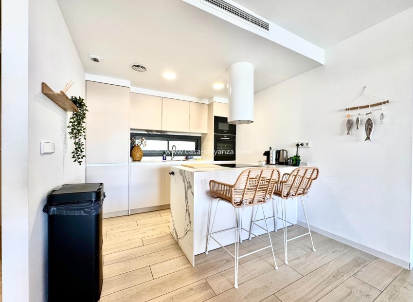 Revente - Appartement - Los Alcázares - Dolores De Pacheco-santa Rosalía