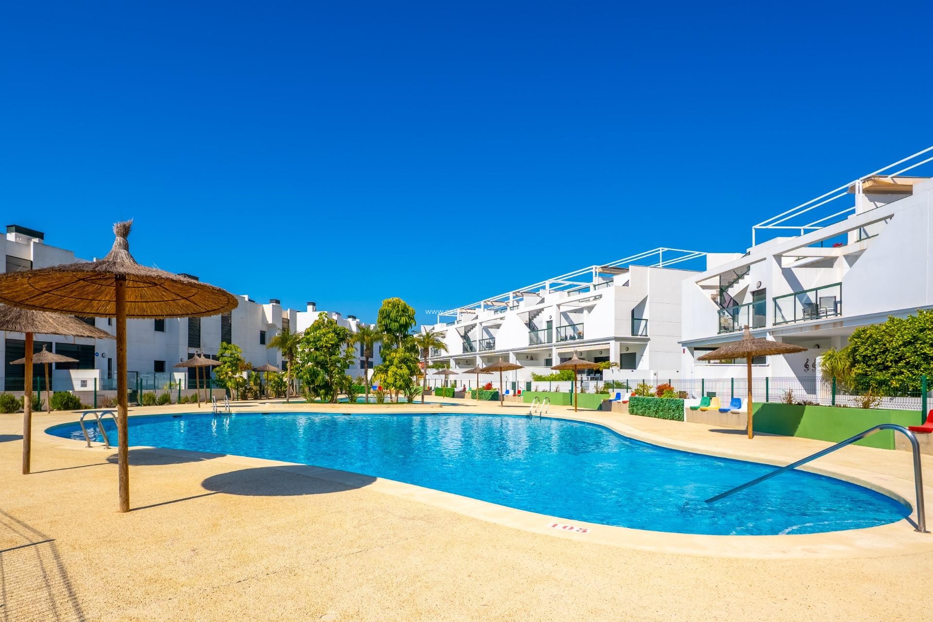 Revente - Appartement - Orihuela Costa - Mil Palmeras