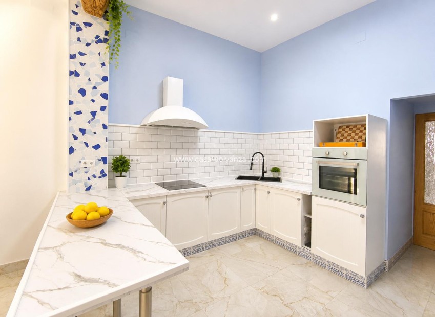 Revente - Appartement - Pinoso - Pinoso Centro